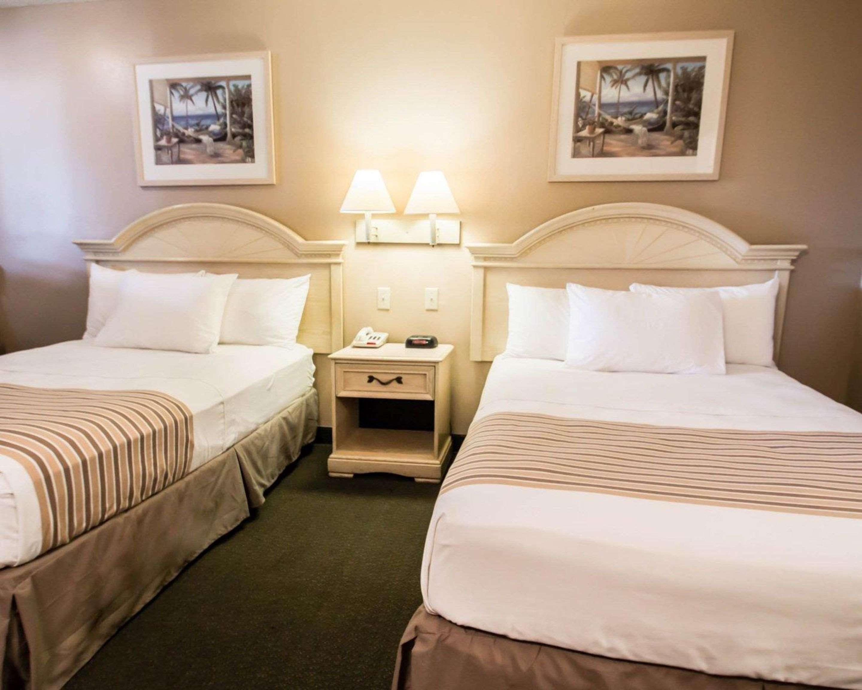 Double Two Double Beds Non Smoking