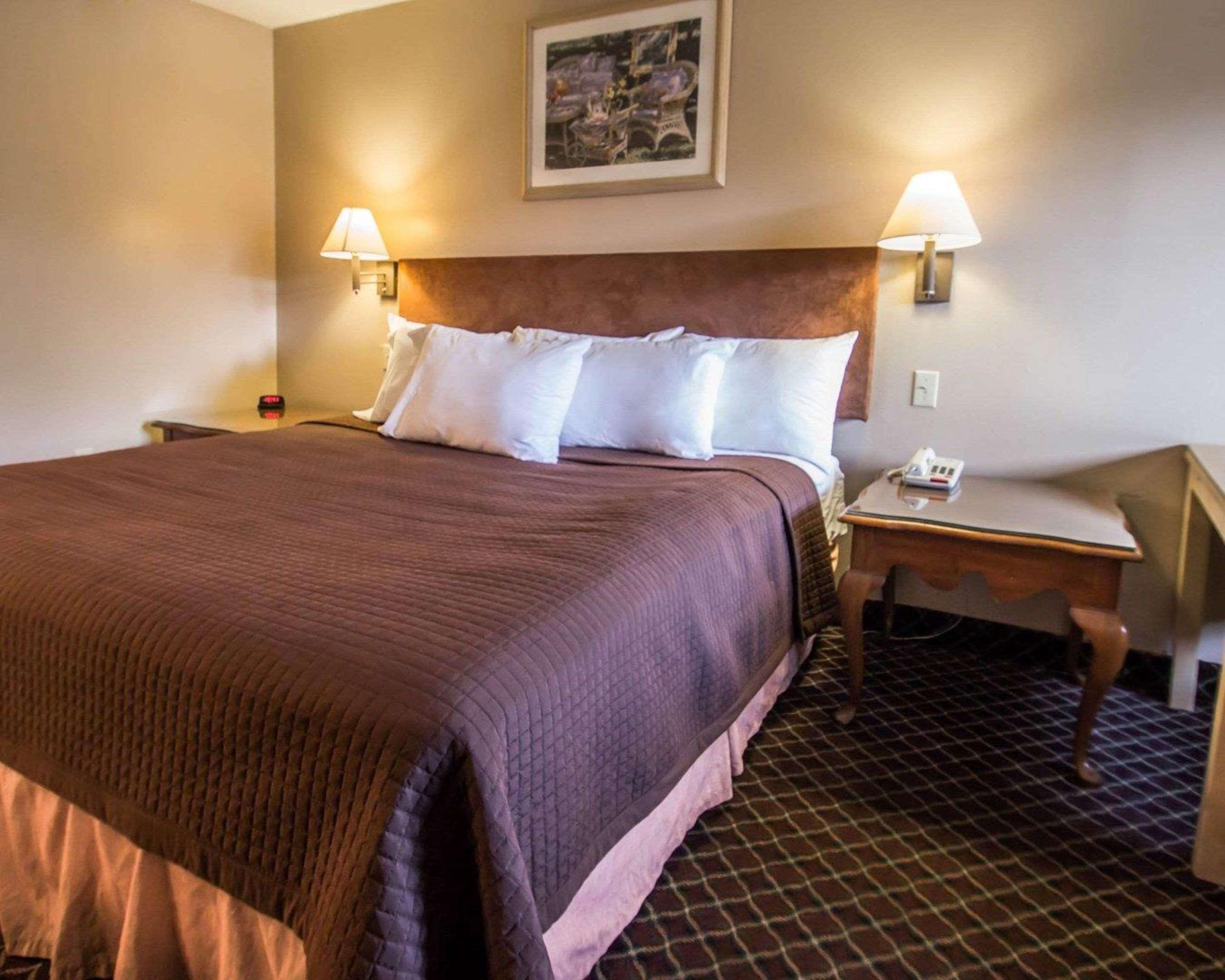 Double King Bed Non Smoking