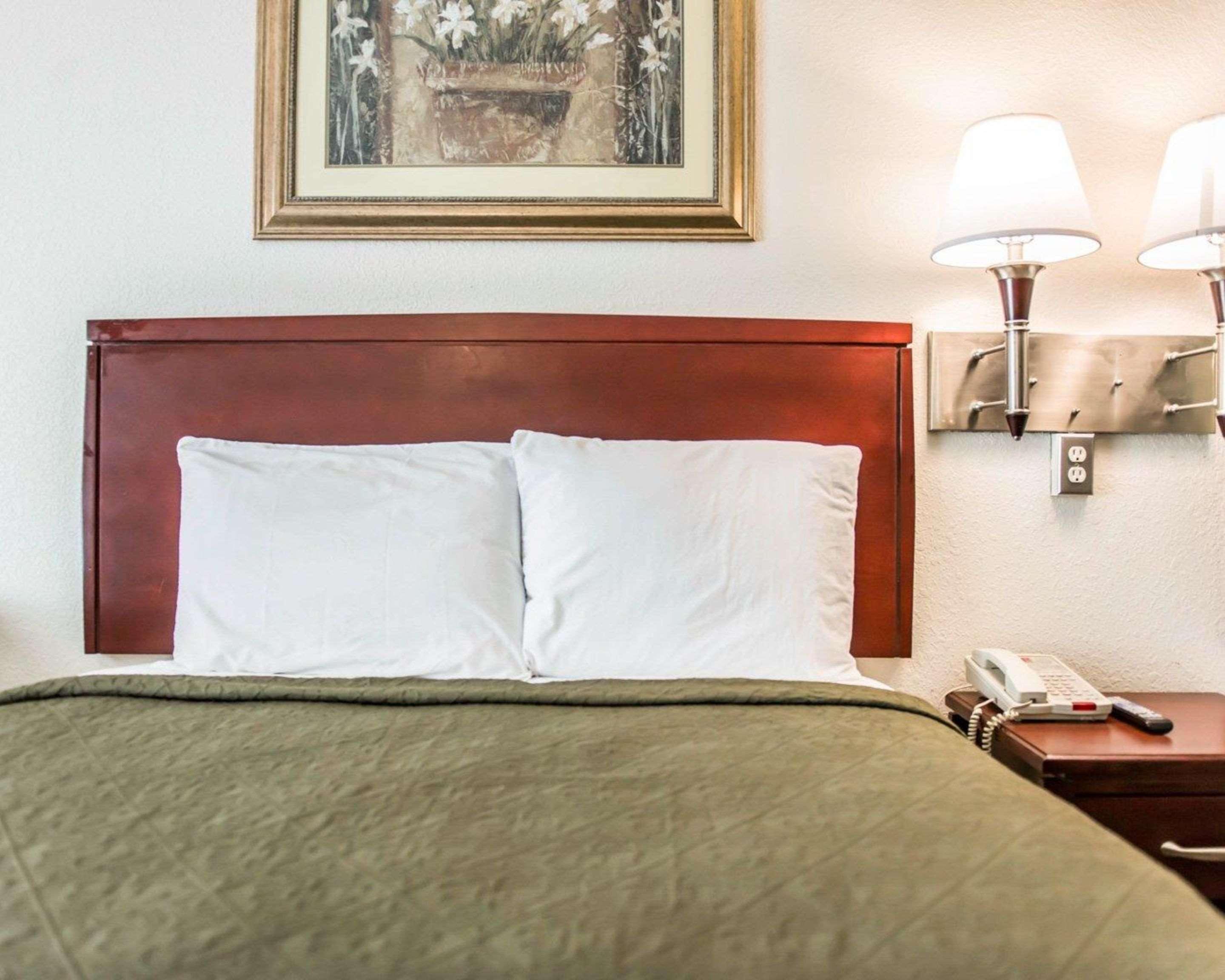 Double Queen Size Bed