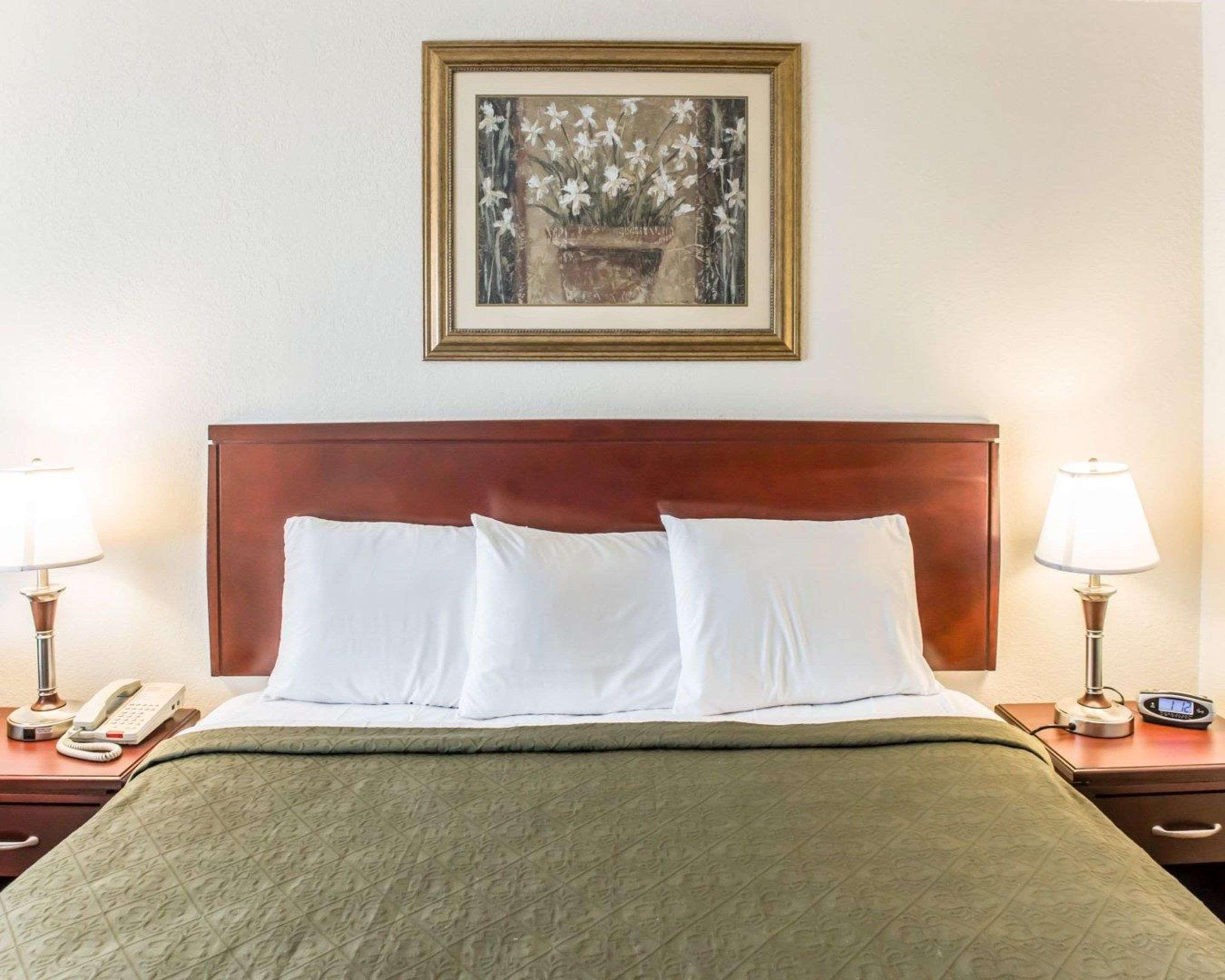 Double King Bed Non Smoking