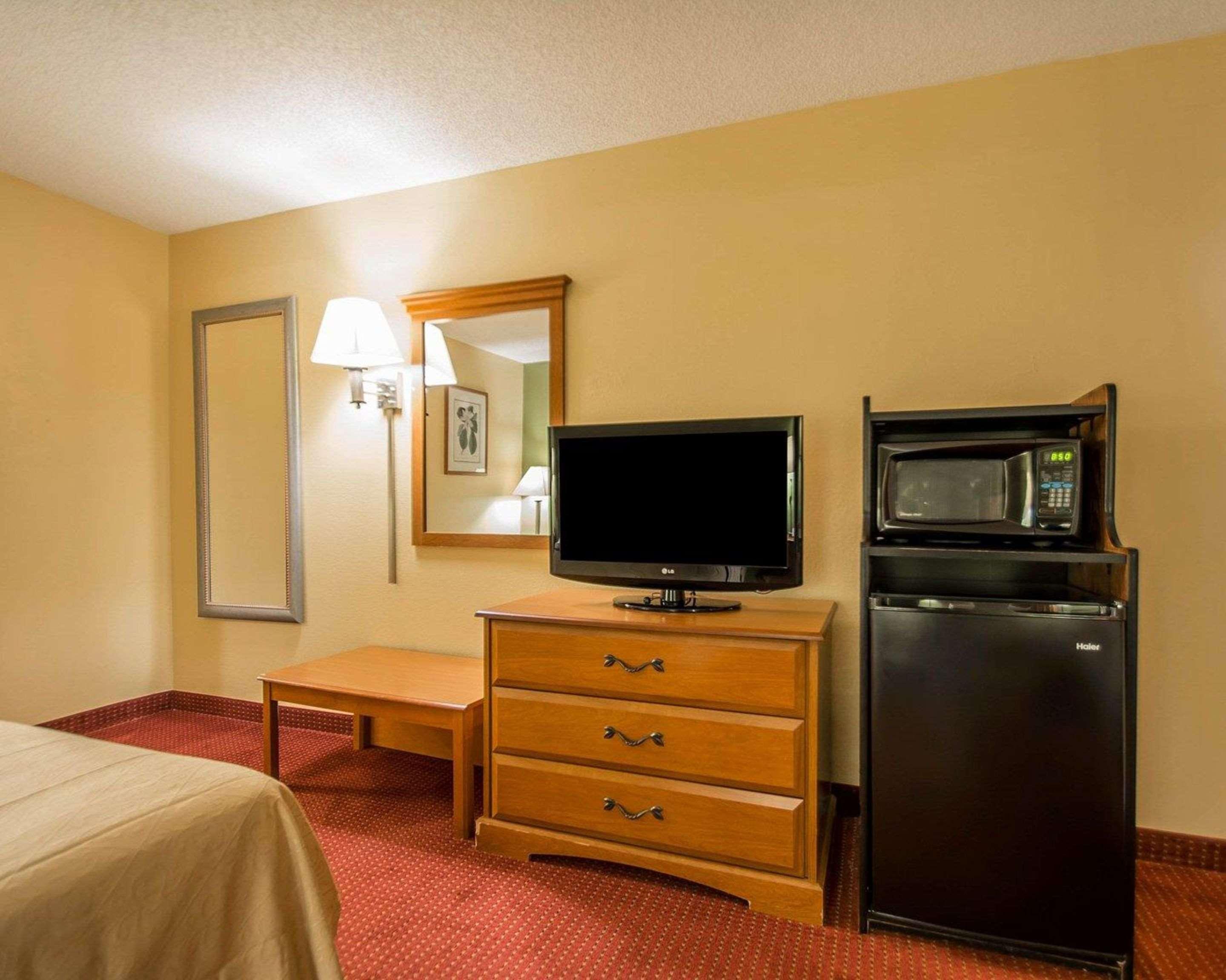 Double Queen Size Bed