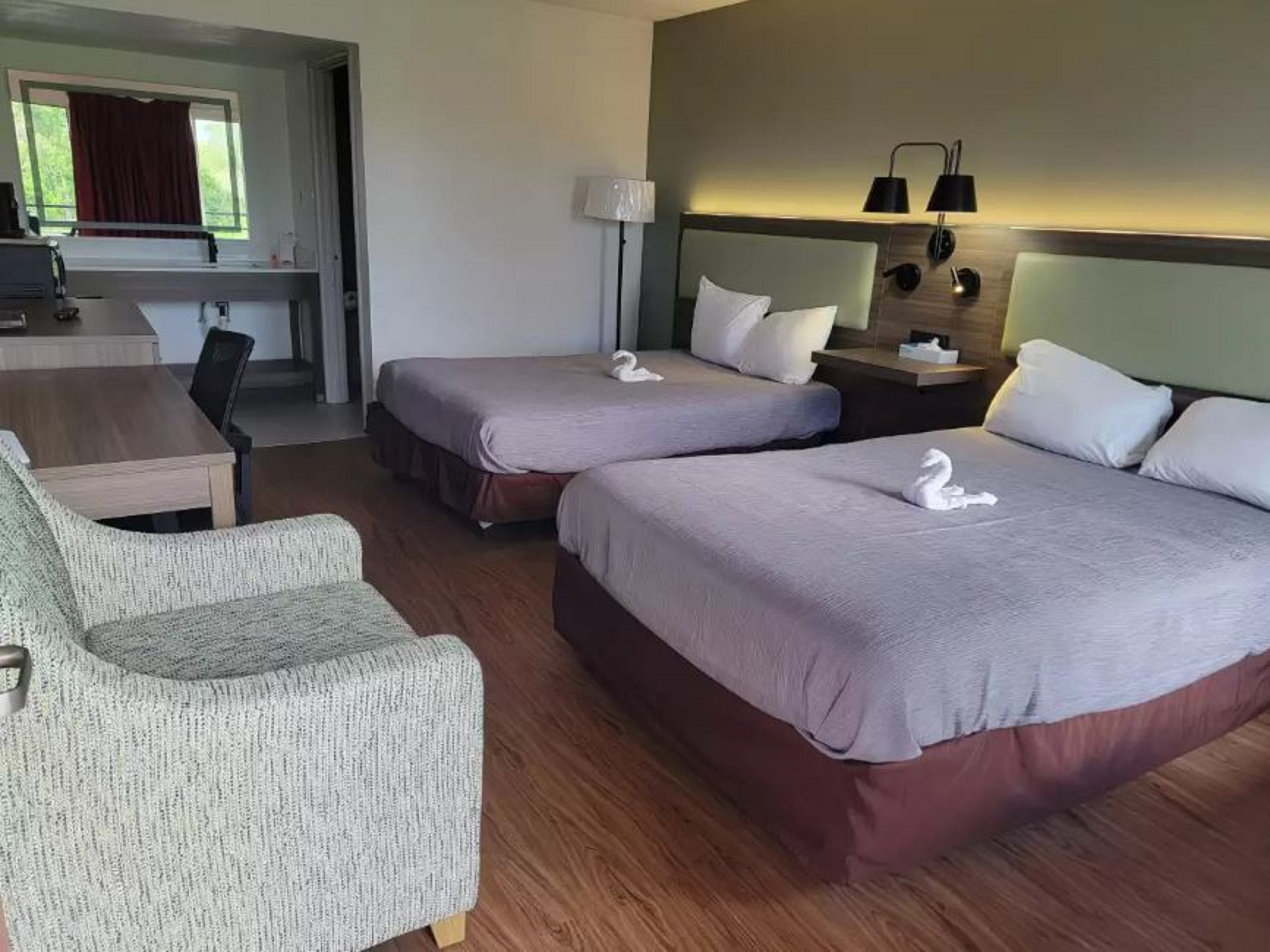 Double Two Double Beds Non Smoking