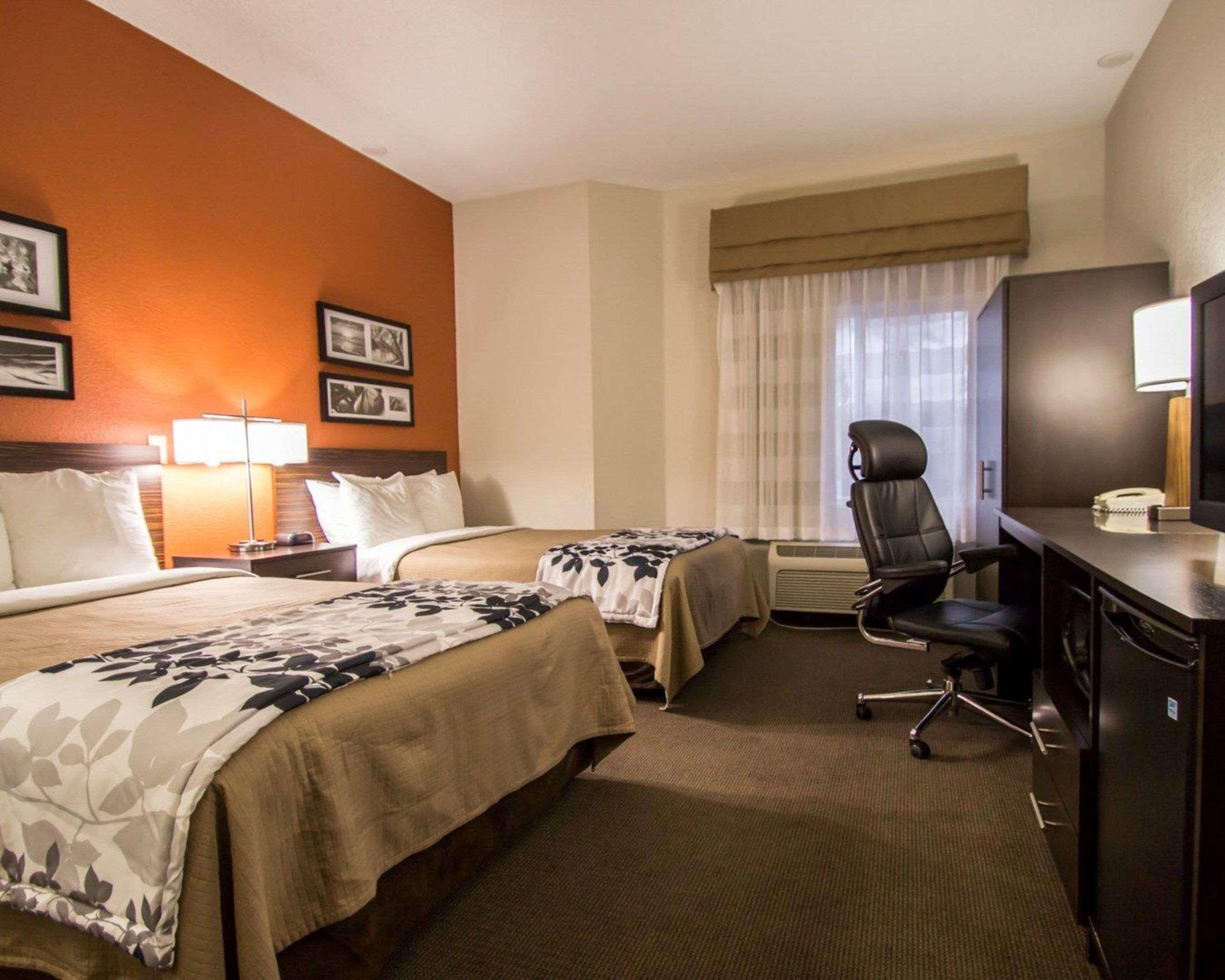 Quadruple Two Double Beds Non Smoking