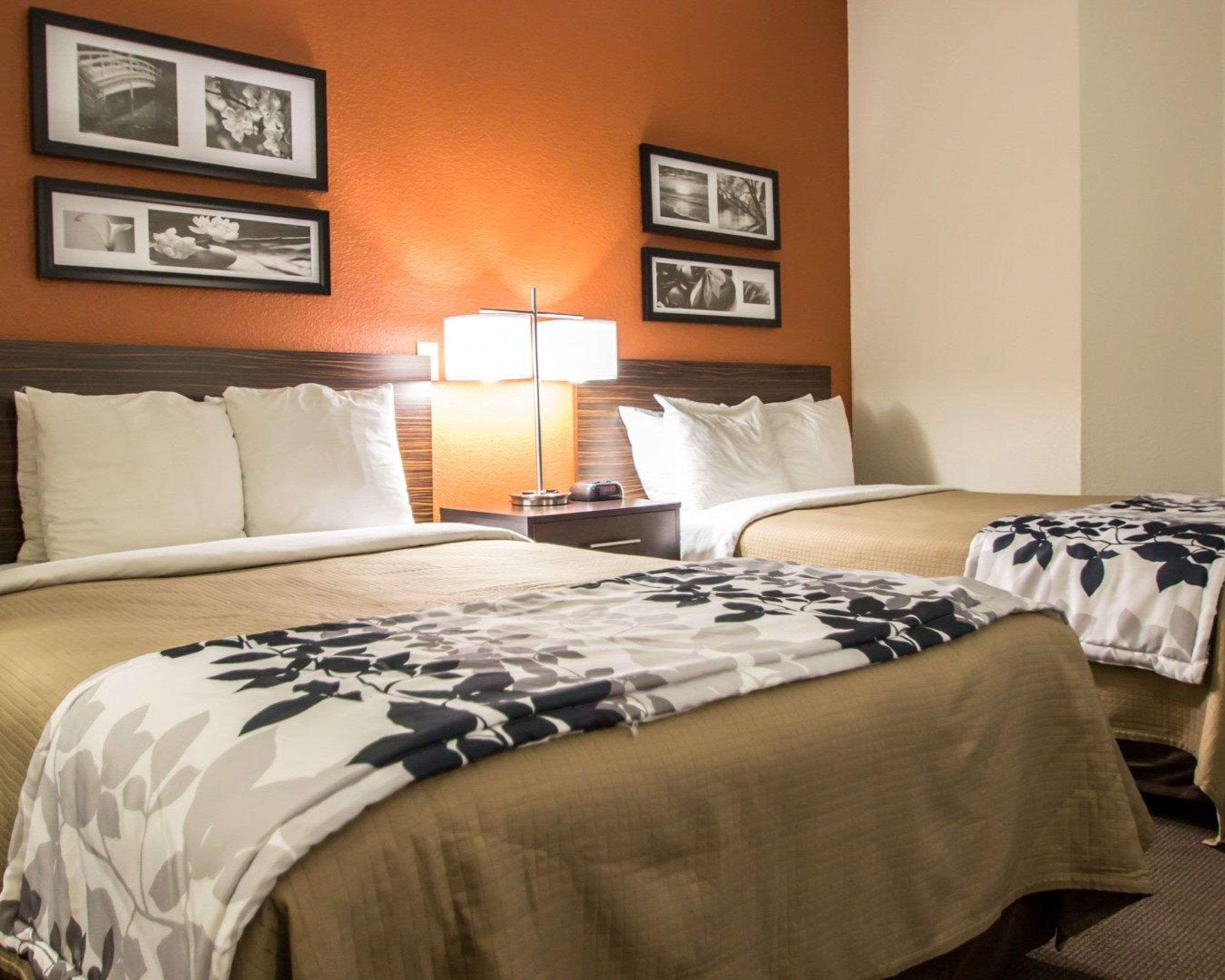 Quadruple Two Double Beds Non Smoking