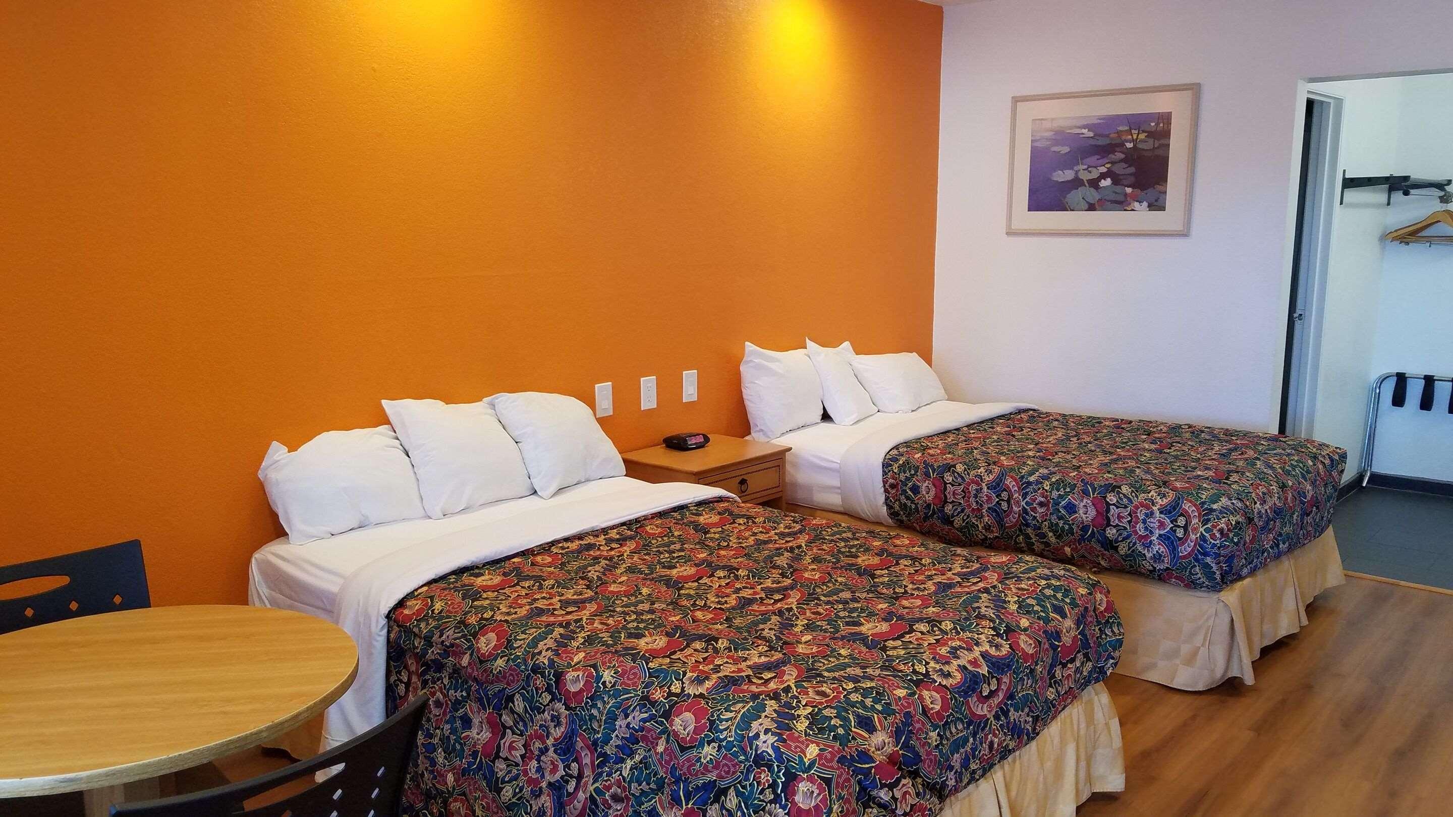 Double Two Double Beds Non Smoking