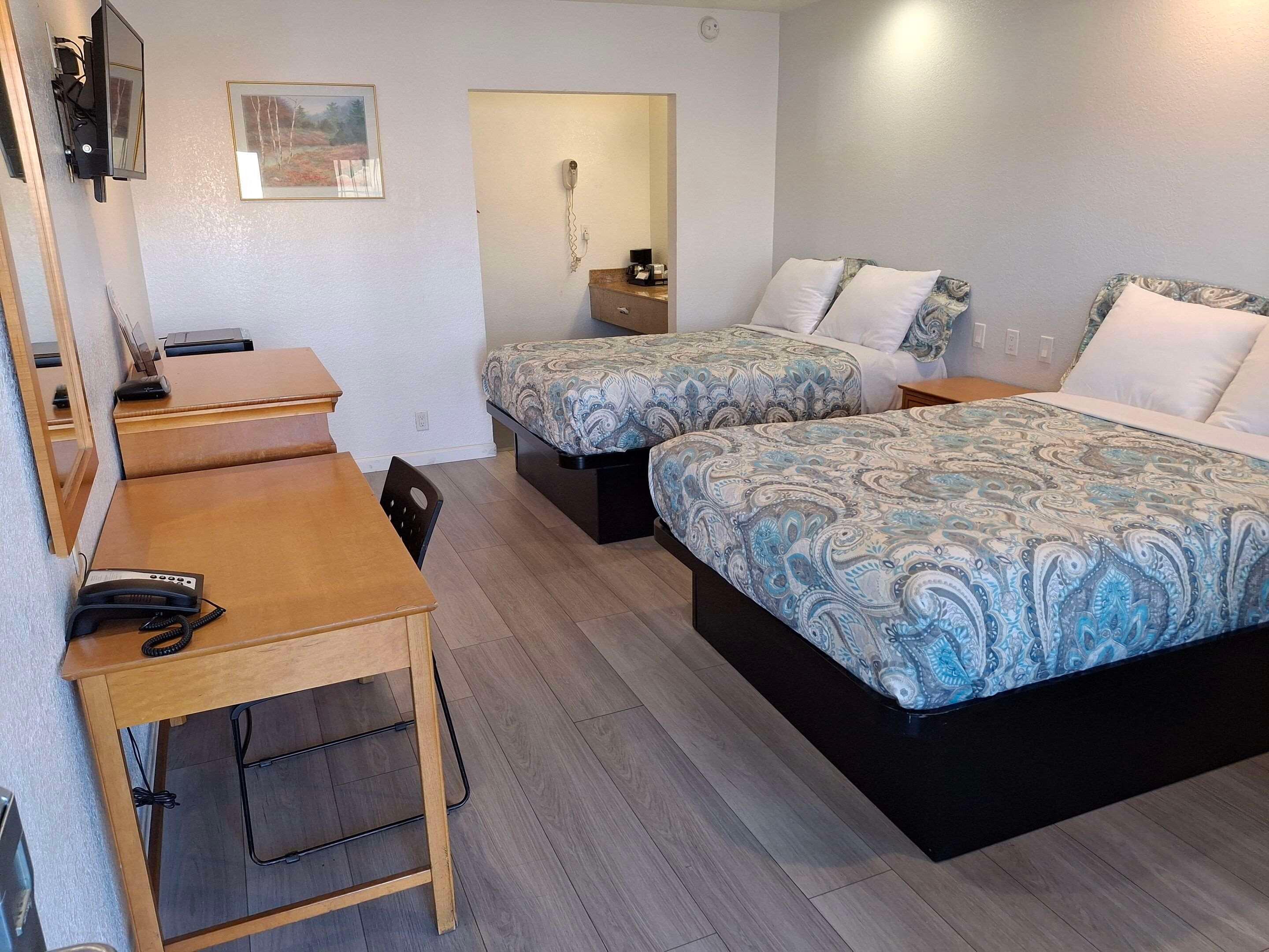 Double Two Double Beds Non Smoking