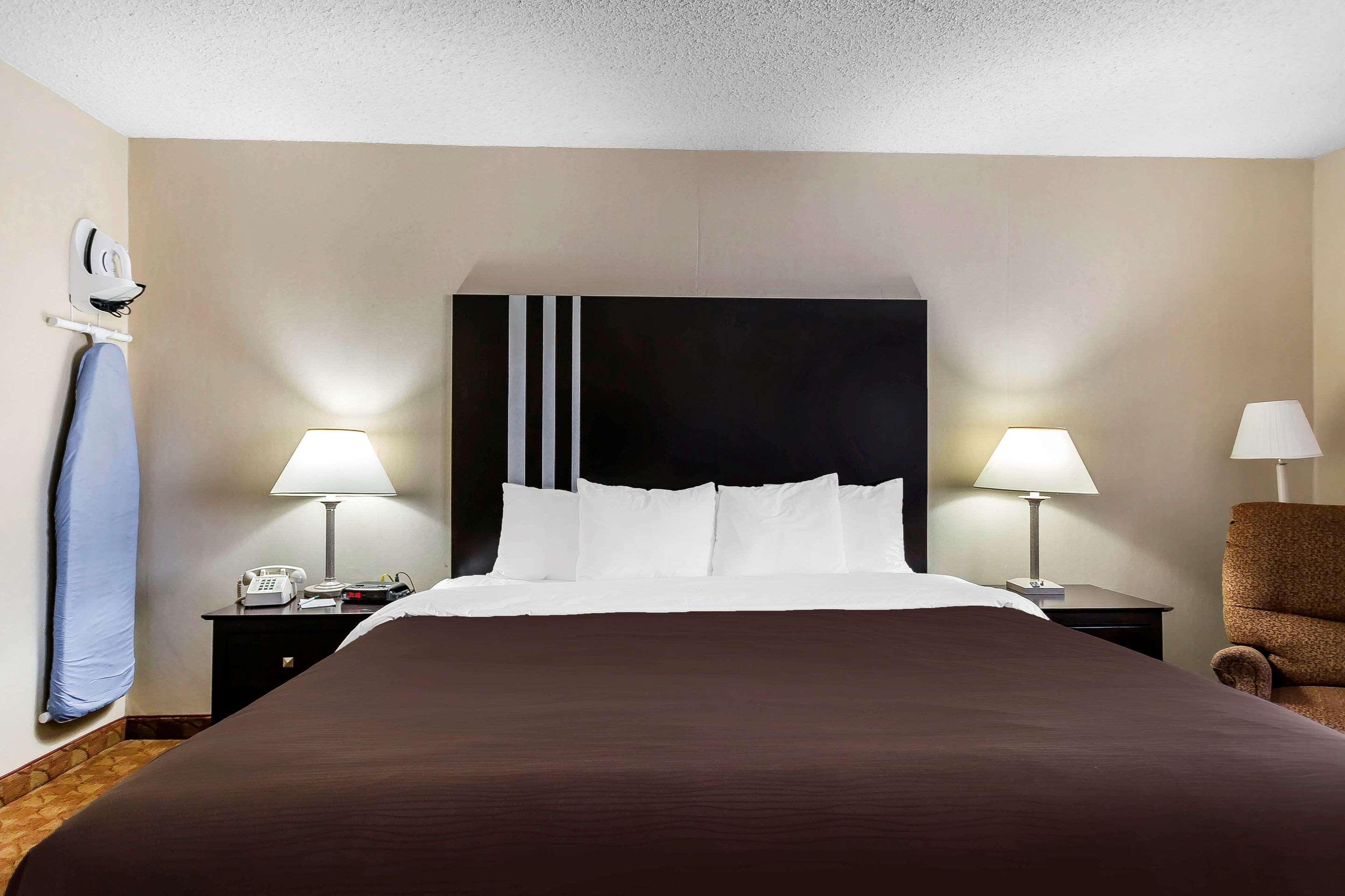 Double King Bed Non Smoking