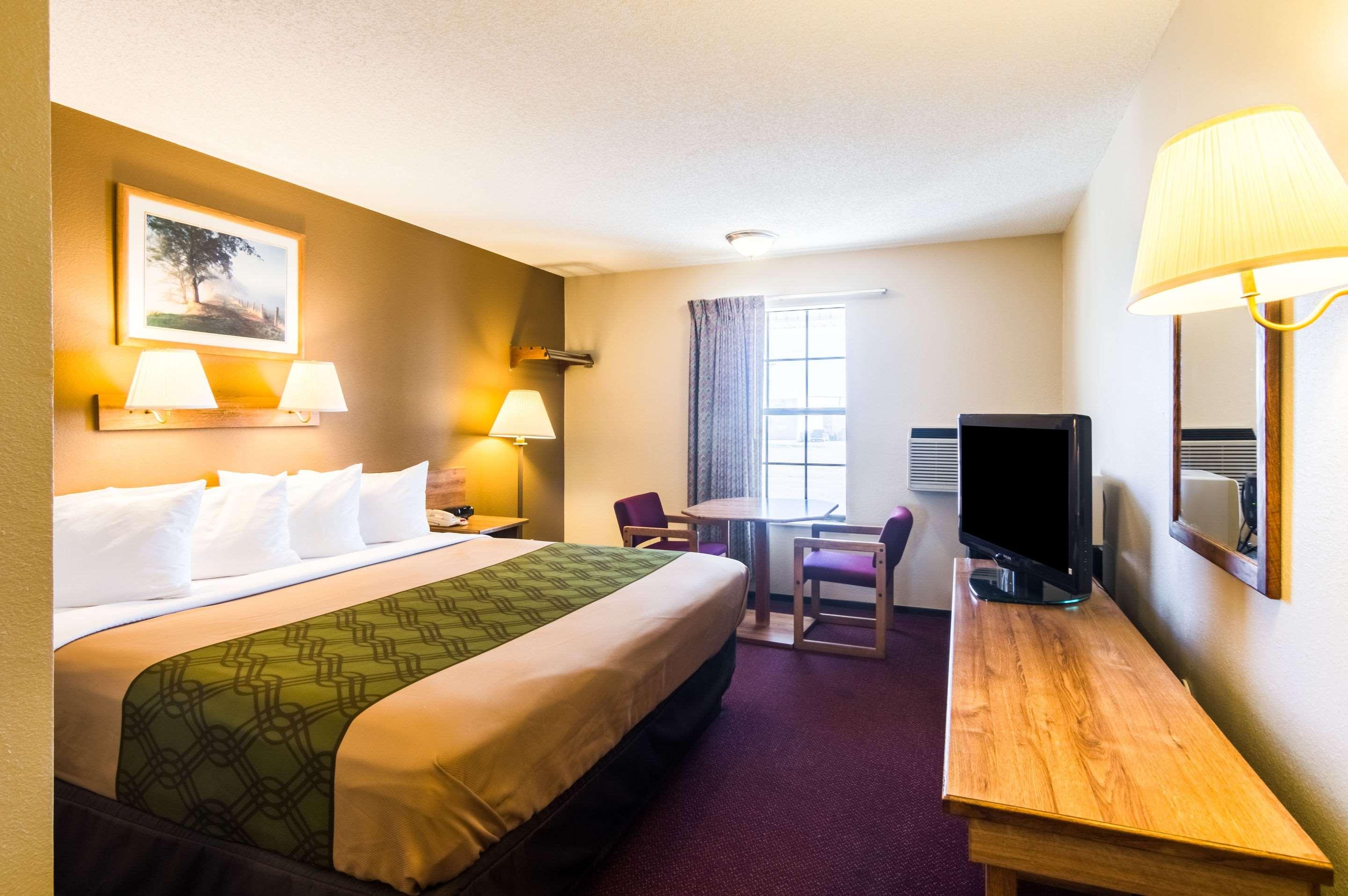 Double Queen Bed Non Smoking