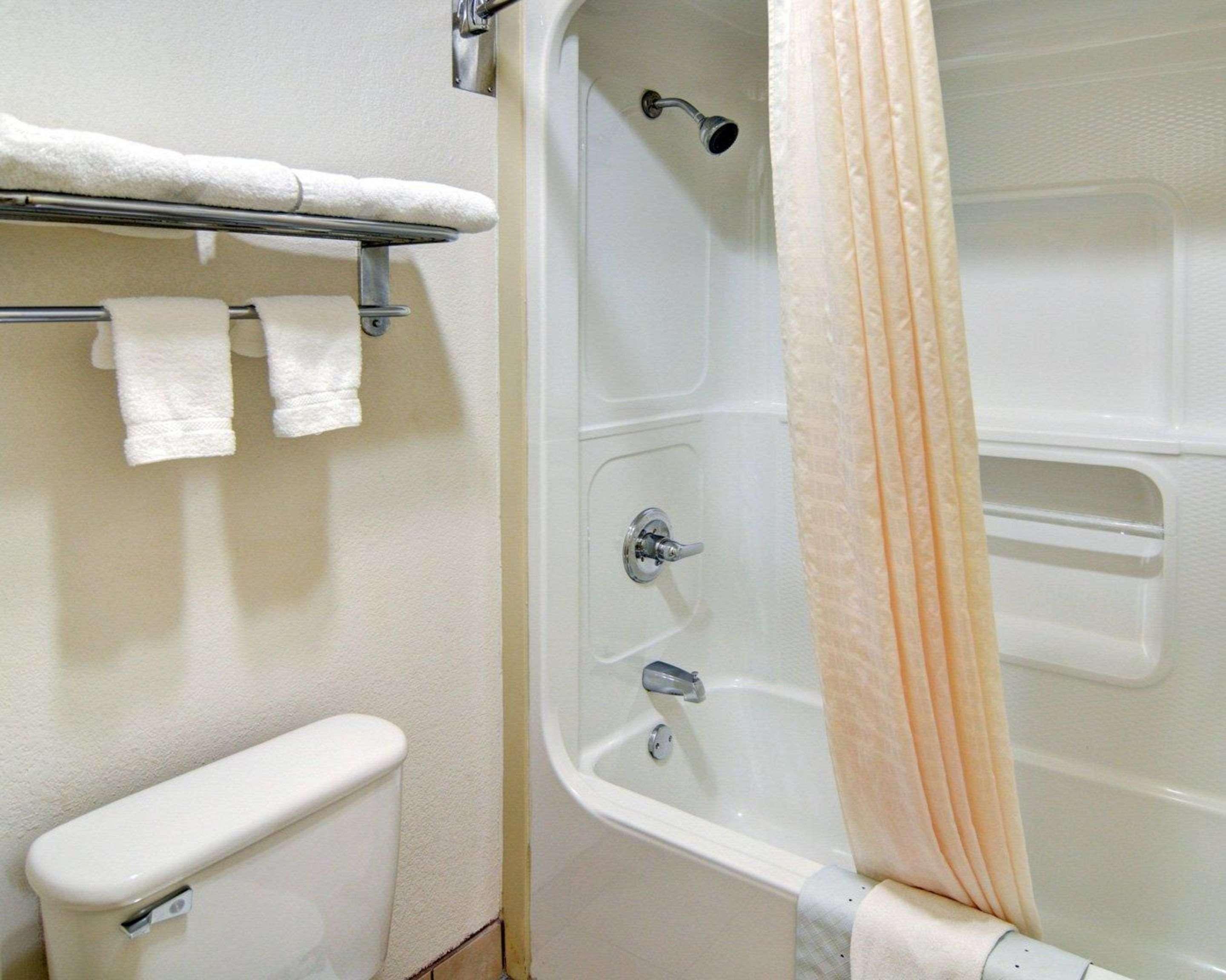 Double King Bed Non Smoking