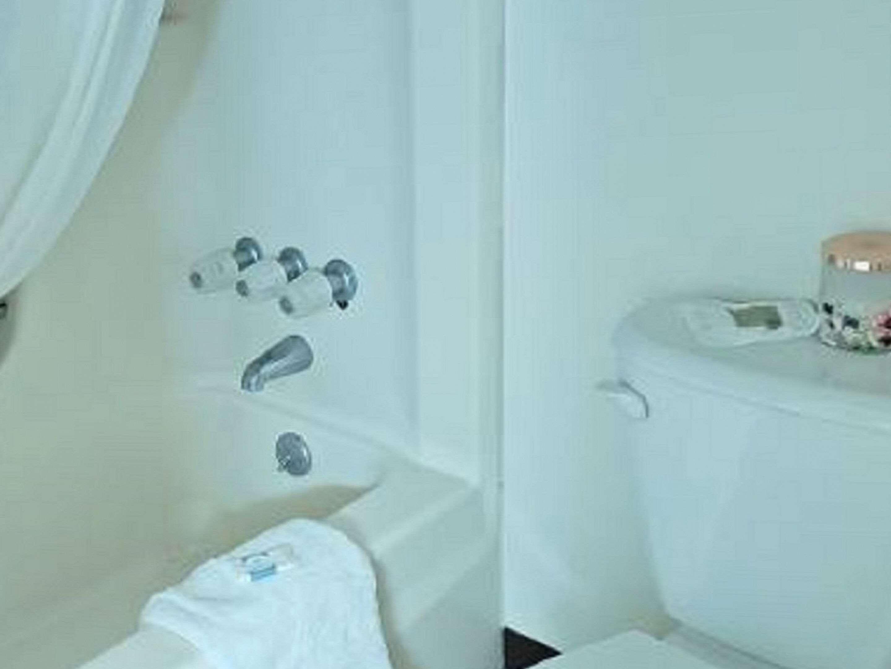 Double Two Queen Beds Non Smoking