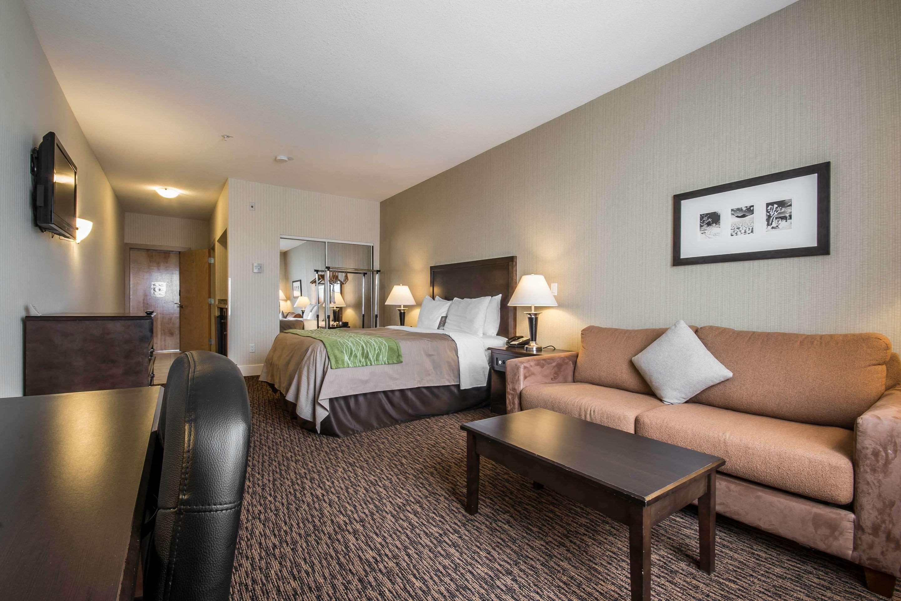 Double Queen Bed Non Smoking