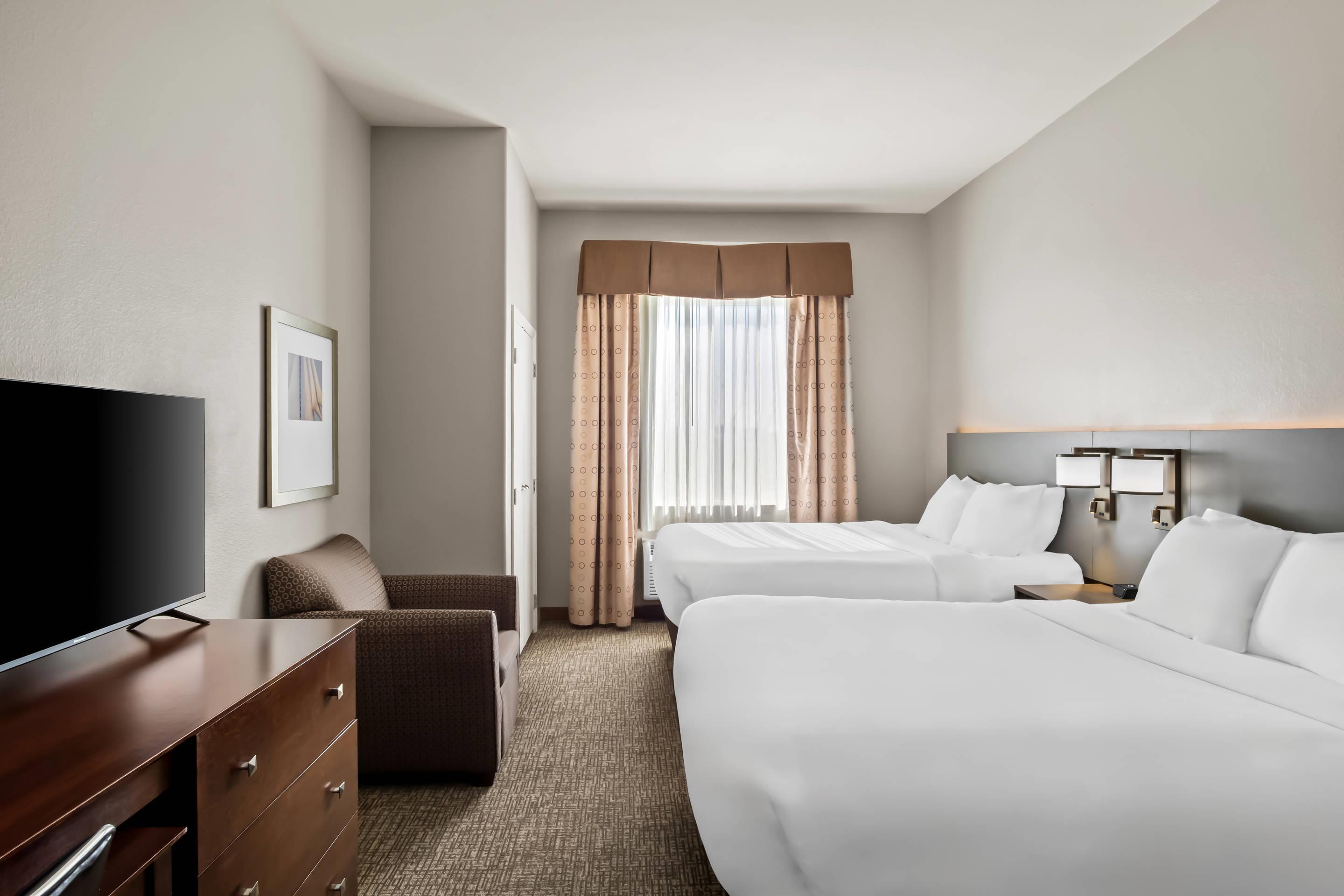 Suite Two Queen Beds Non Smoking