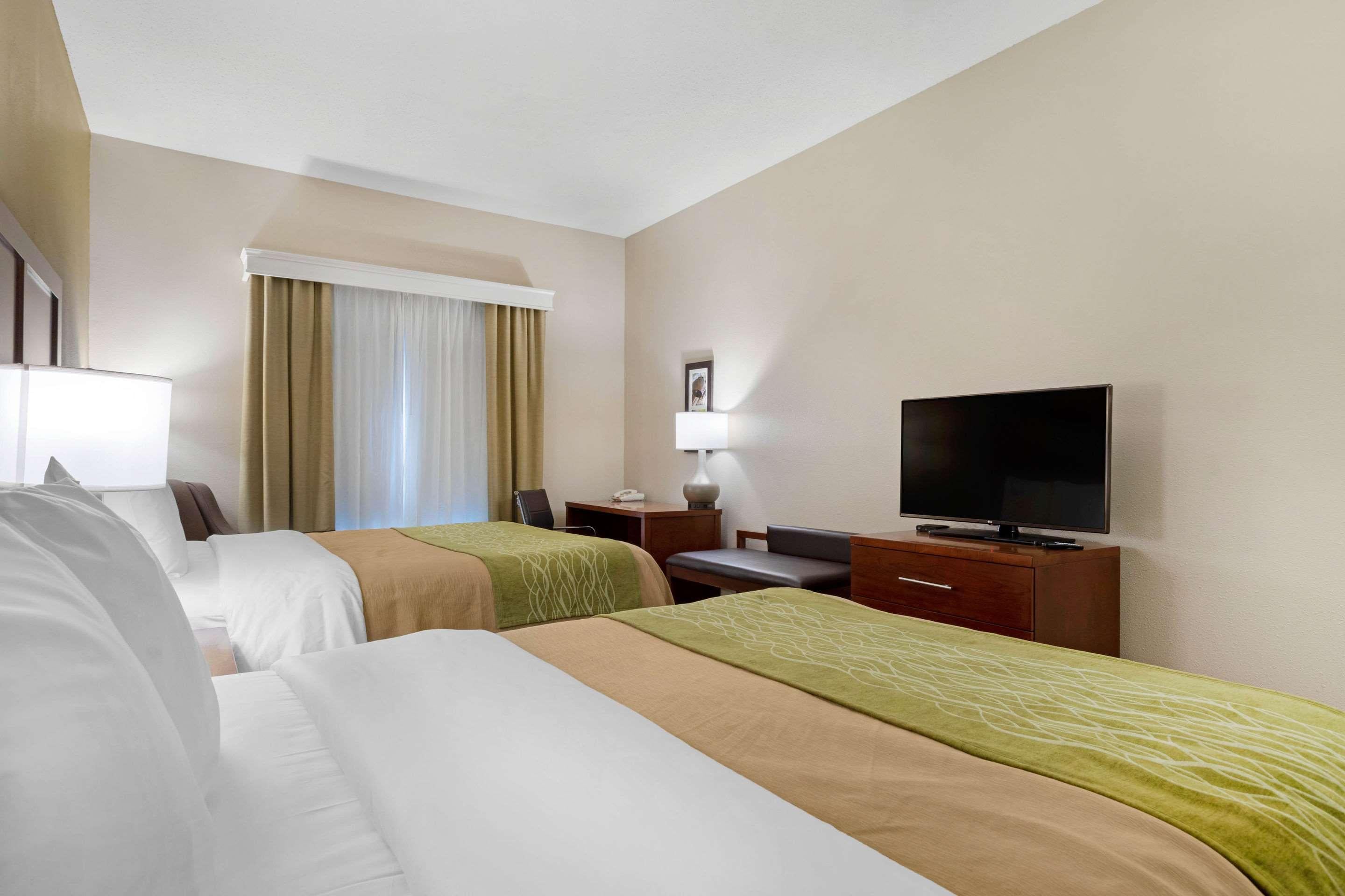 Double Two Queen Beds Non Smoking