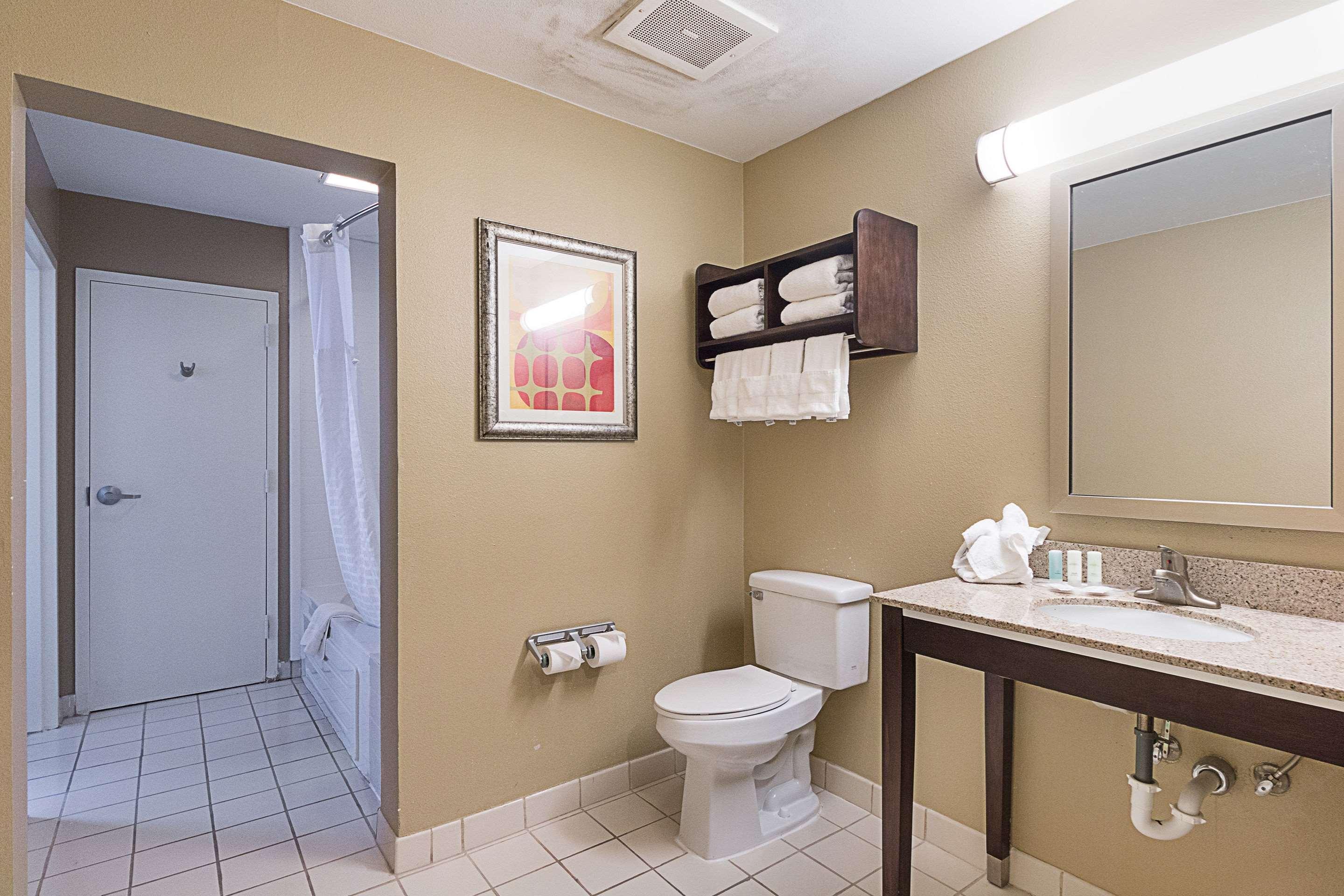 Suite Two Queen Beds