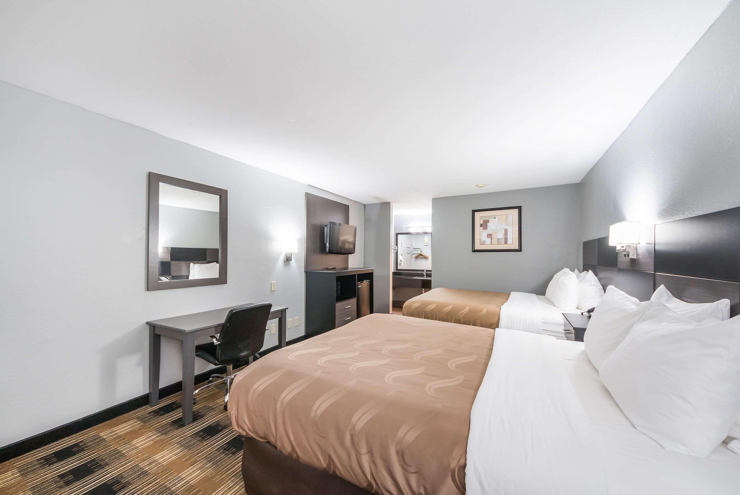 Double Two Queen Beds Non Smoking