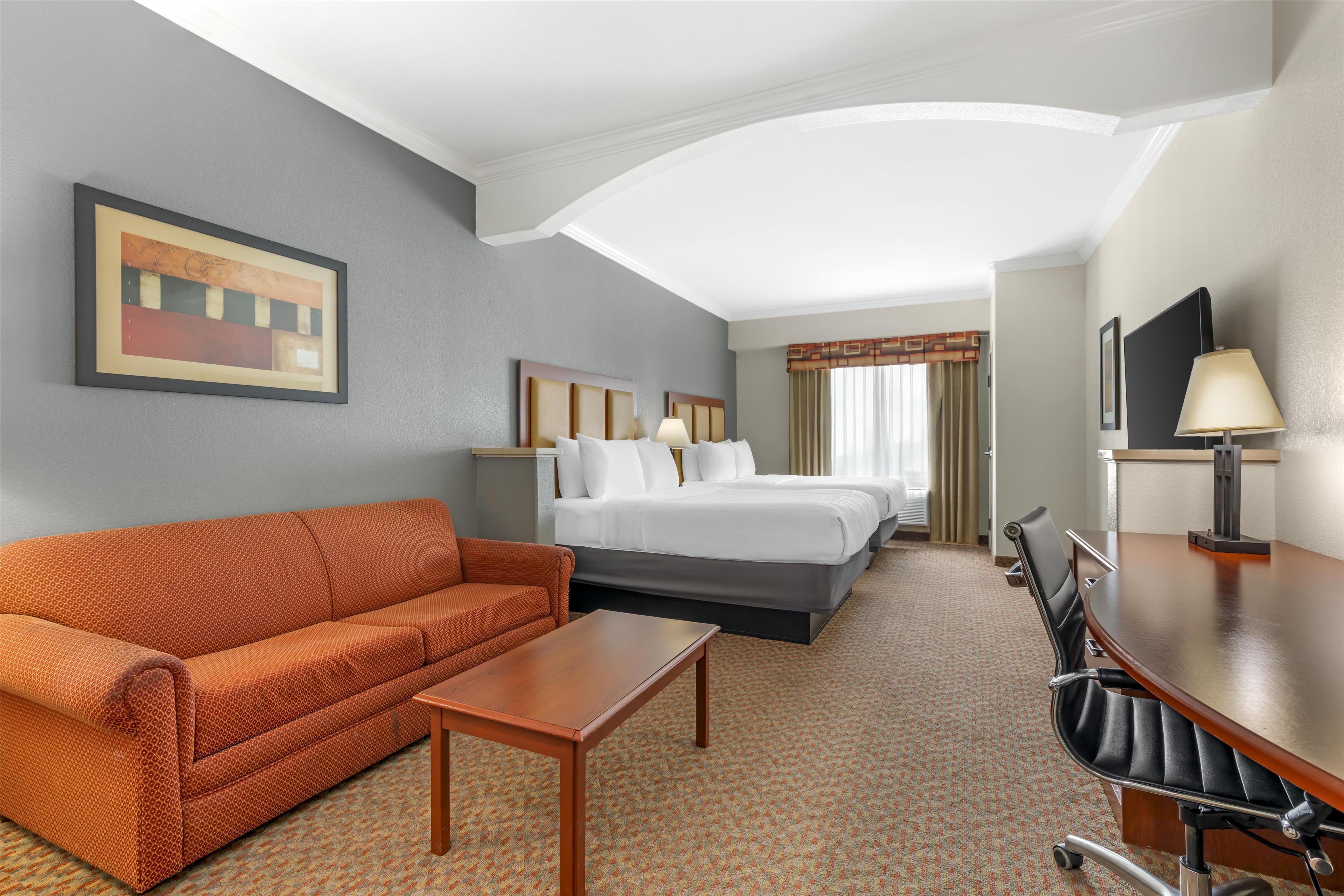 Suite Two Queen Beds