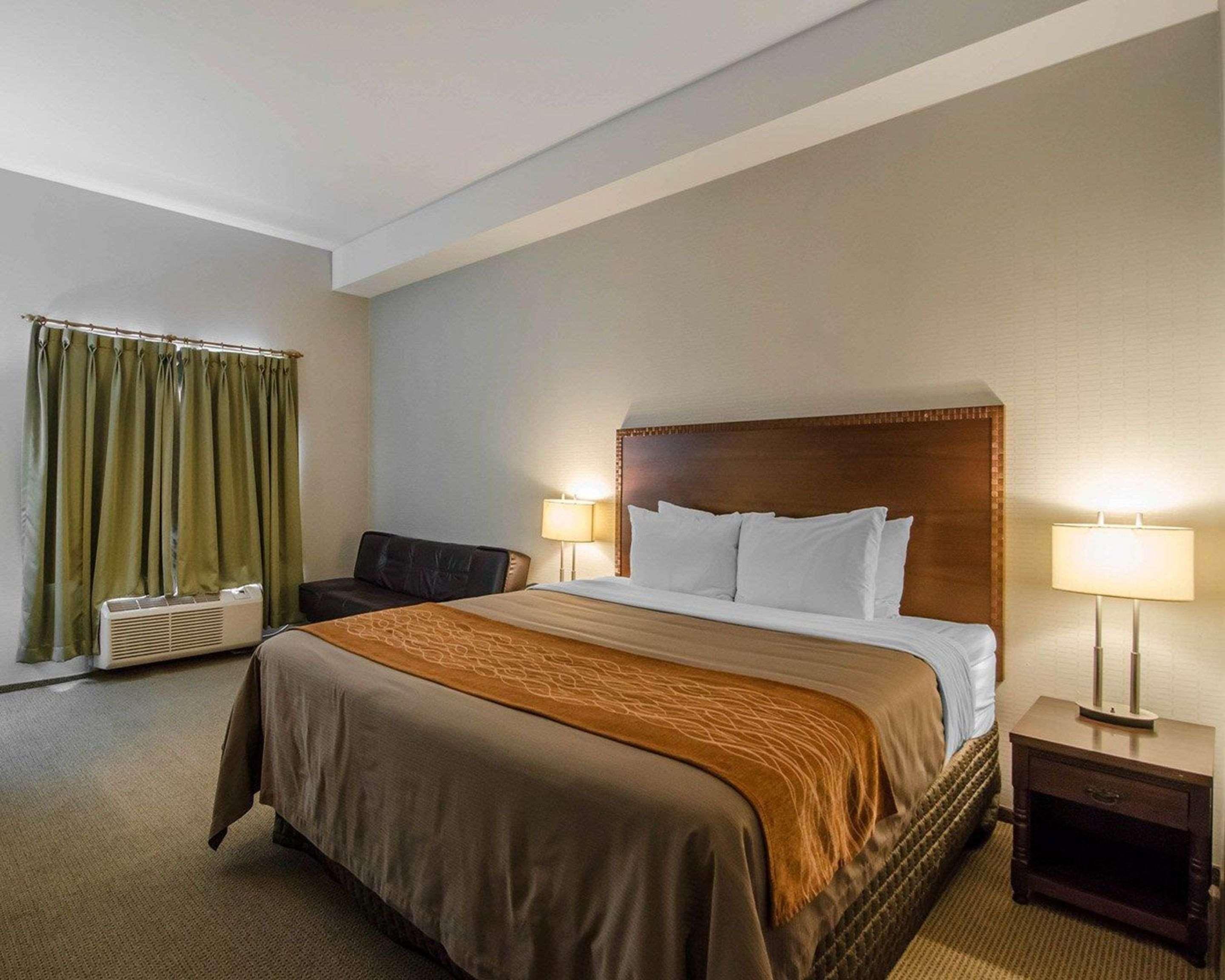 Double Two King Beds