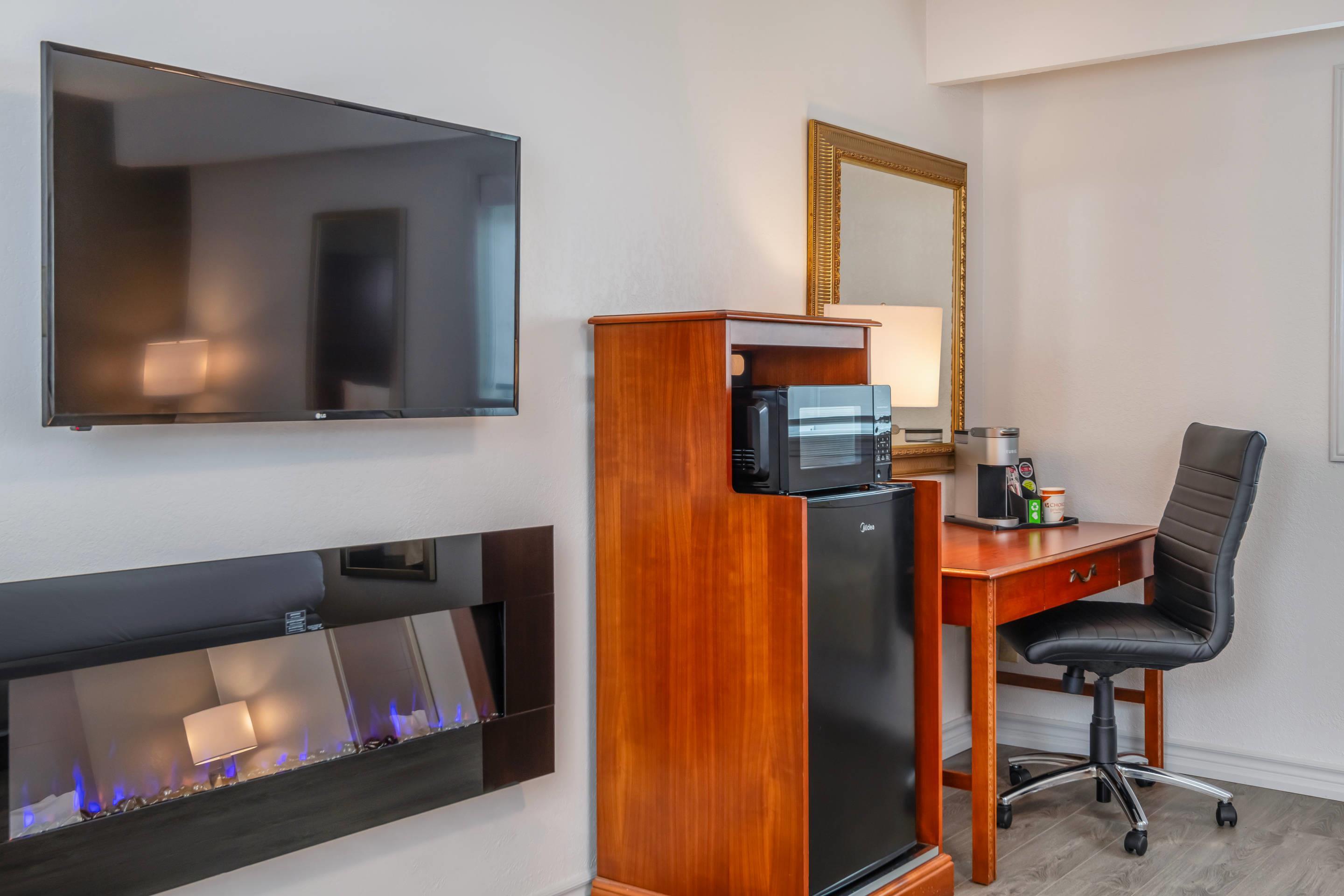 Double King Bed Non Smoking