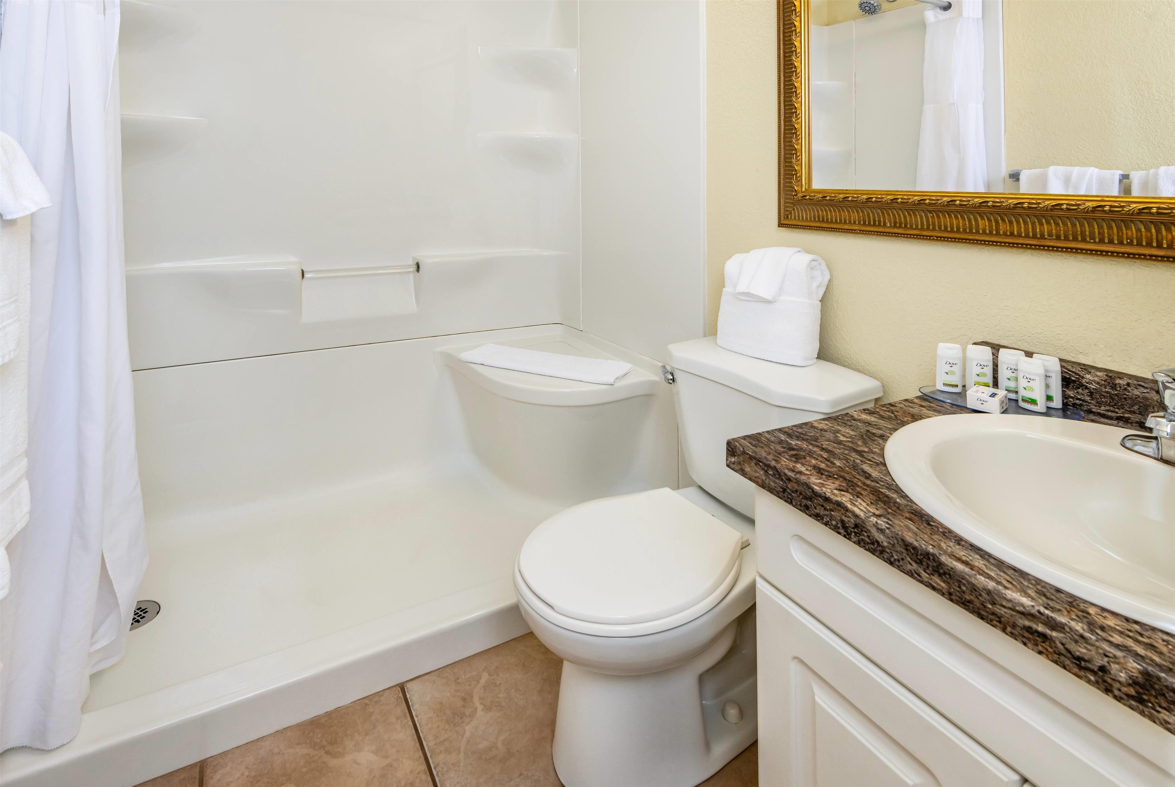 Suite Queen Size Bed