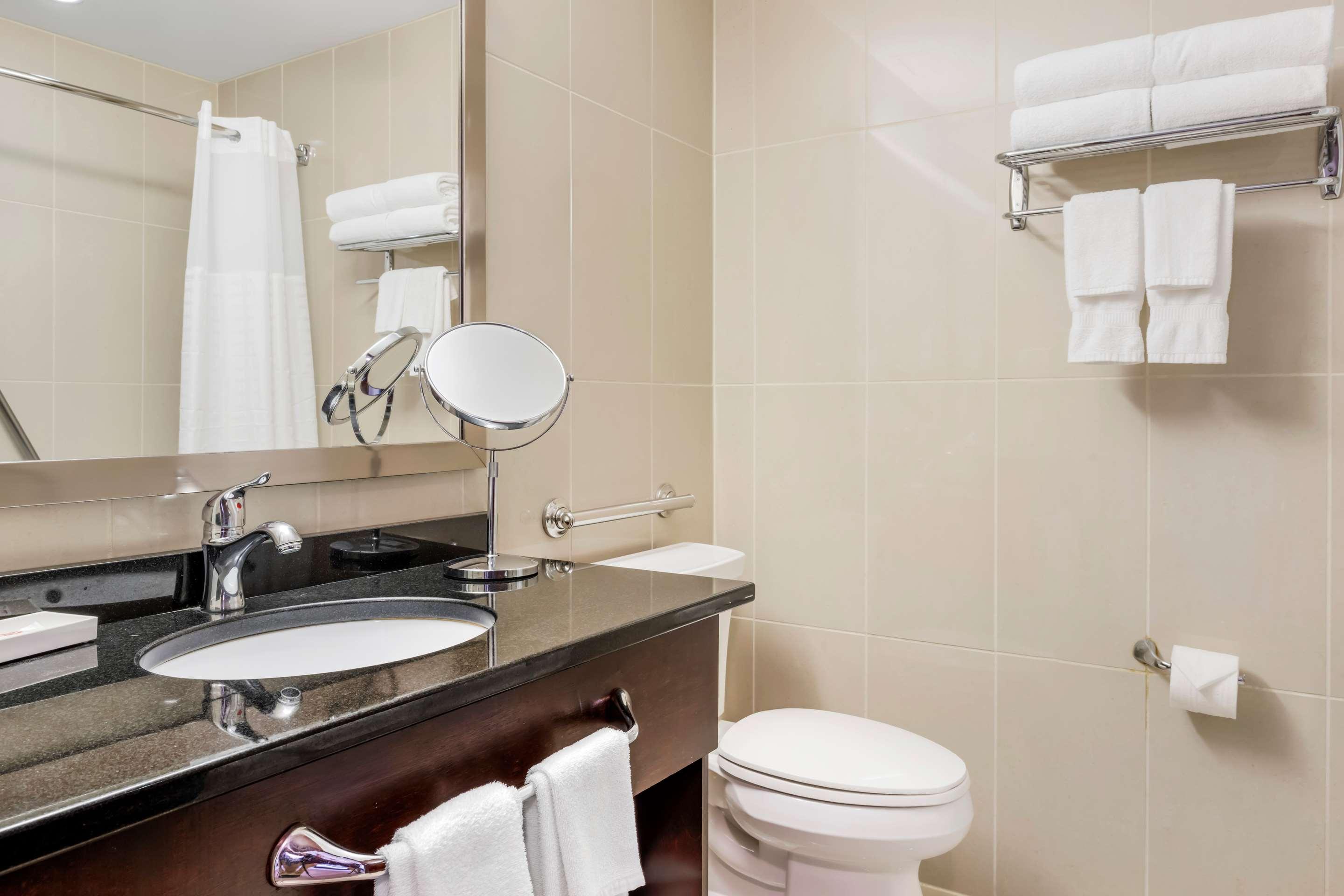 Quadruple Two Queen Beds Non Smoking