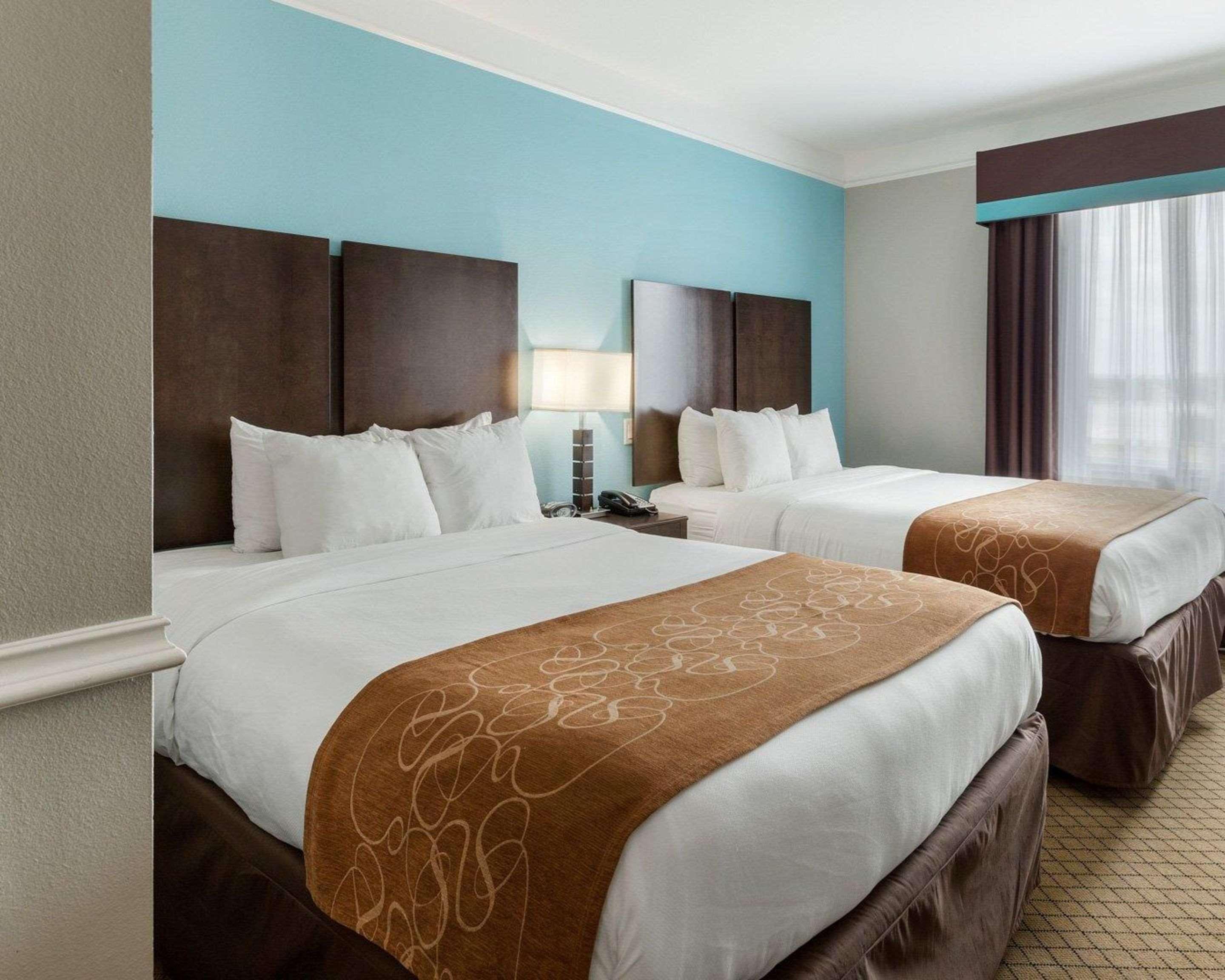 Suite Two Queen Beds Non Smoking