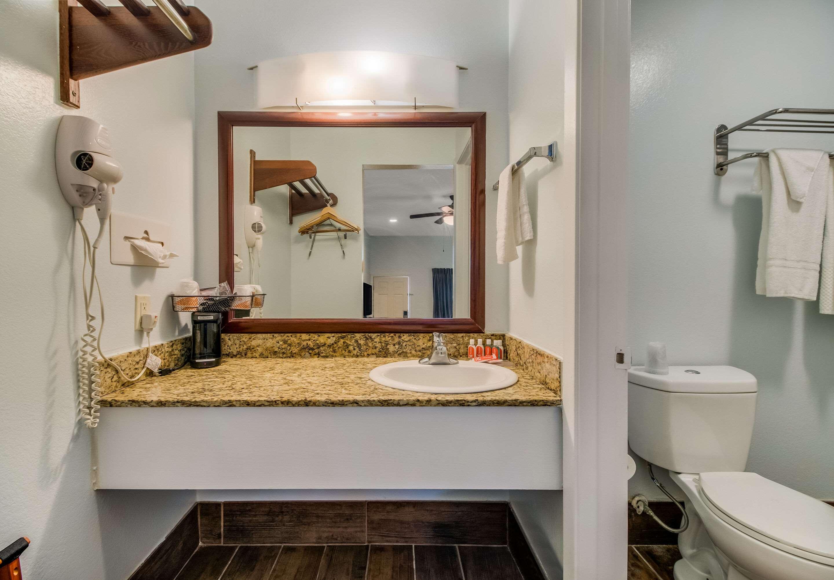 Double Two Queen Beds Non Smoking