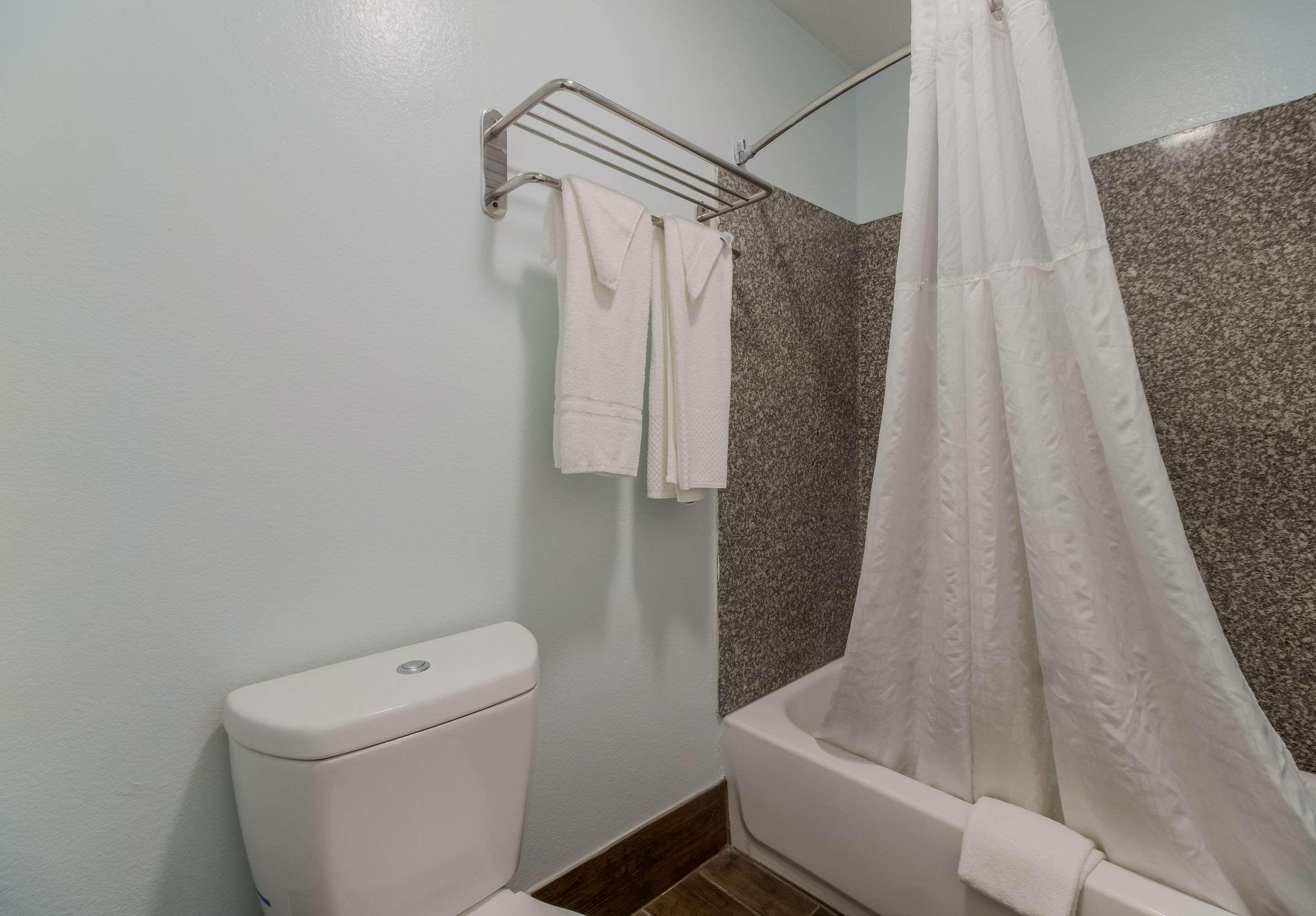 Double Two Queen Beds Non Smoking