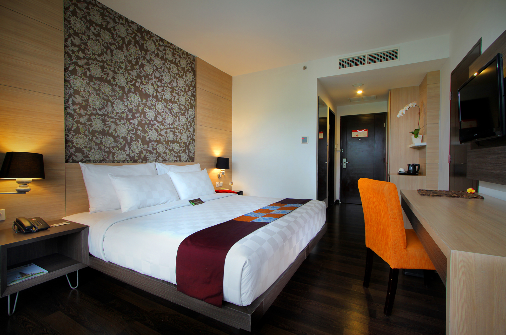 Double or Twin Deluxe