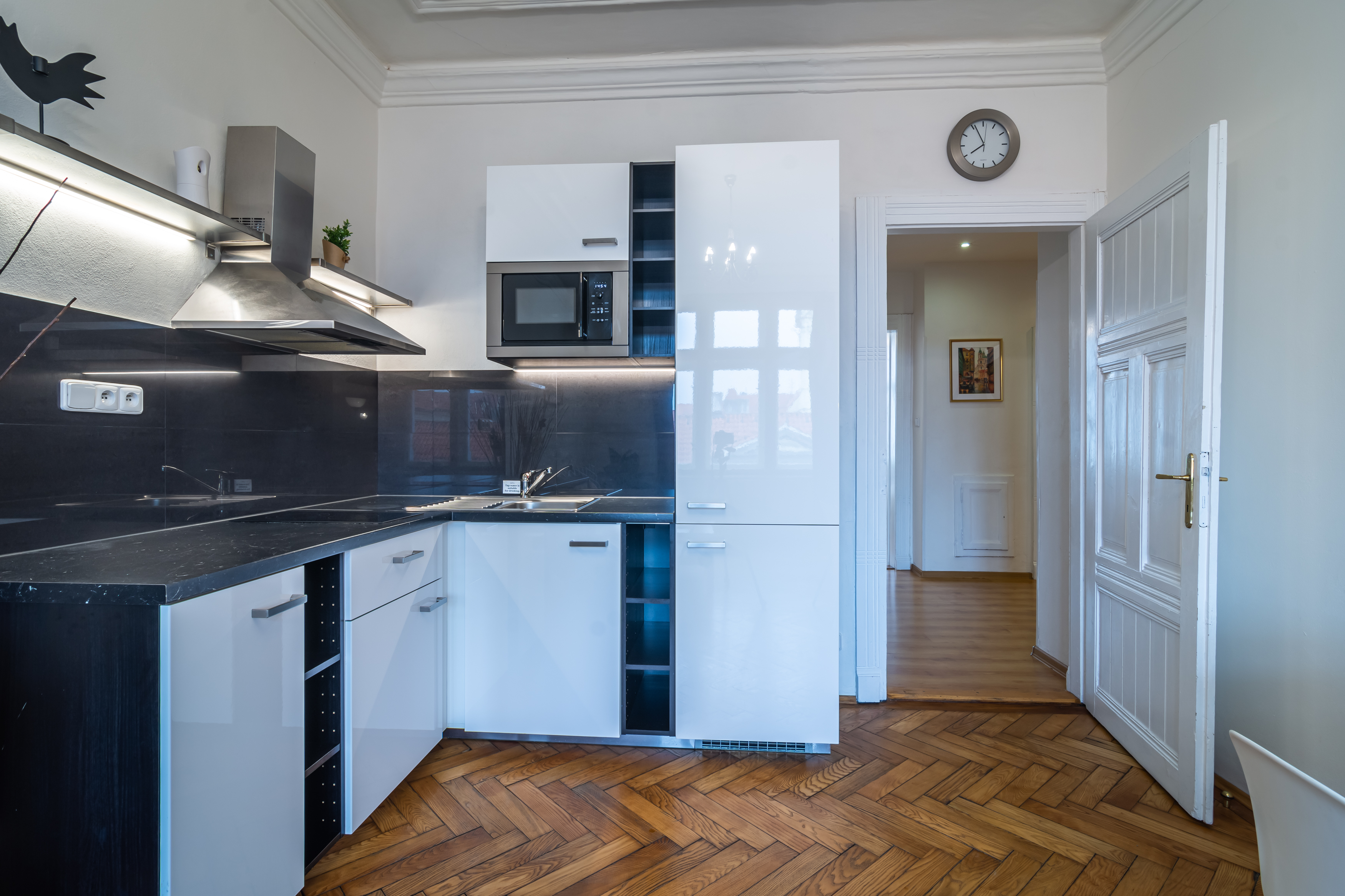 Apartment with Balcony with Views