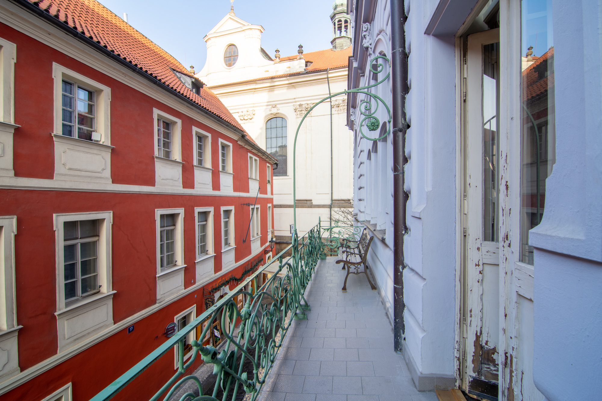 Apartment with Balcony
