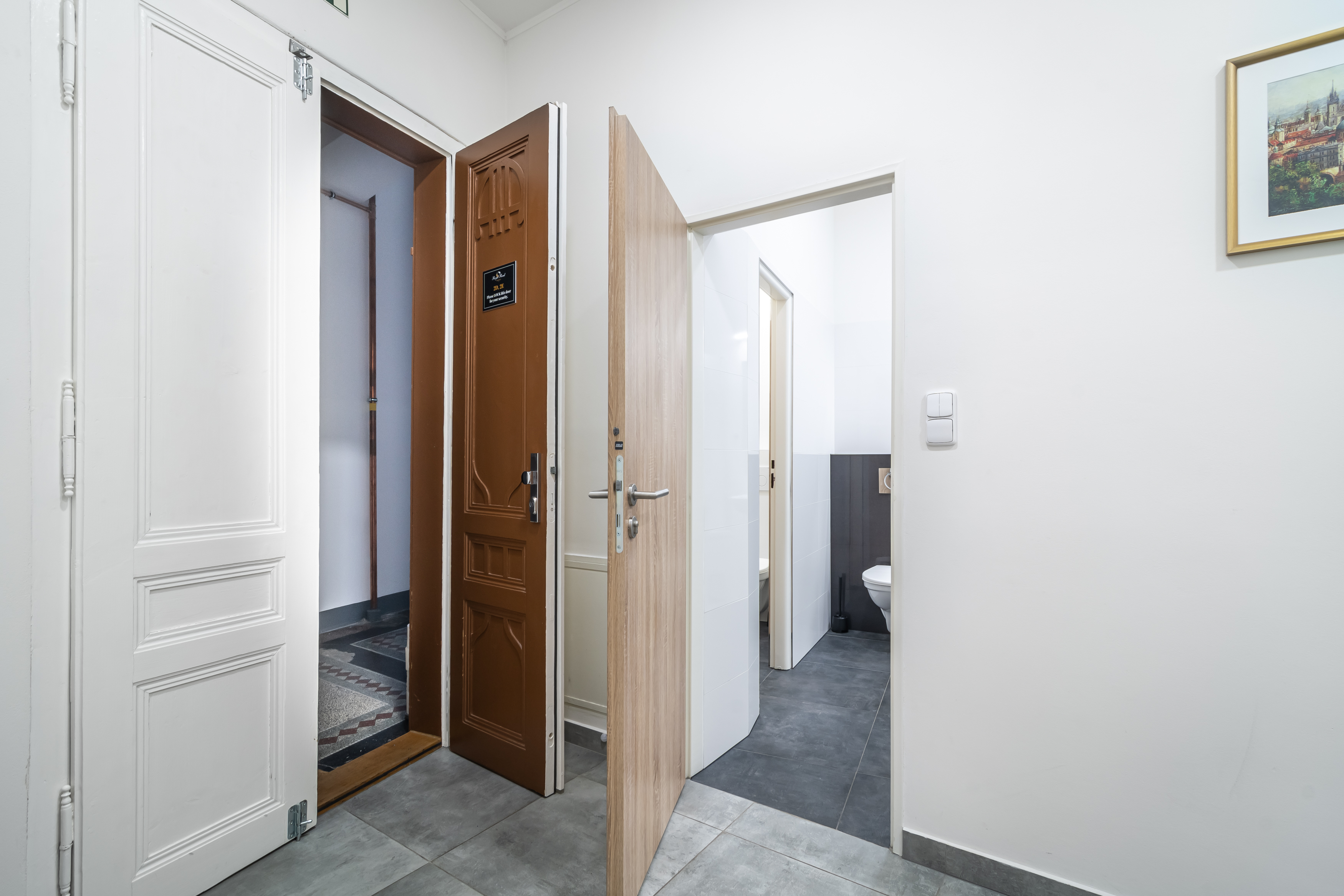 Apartment Private External Bathroom