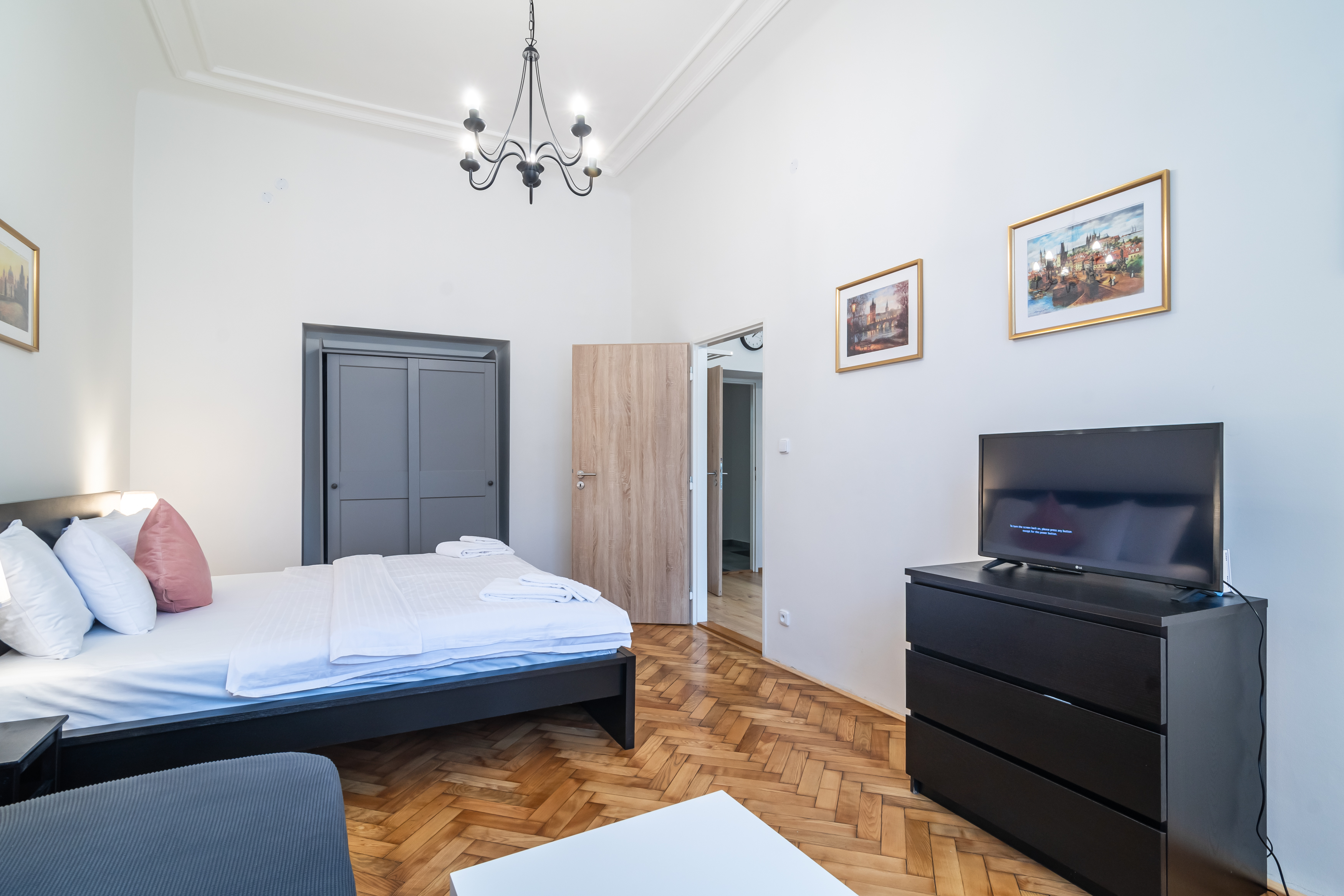 Apartment Private External Bathroom