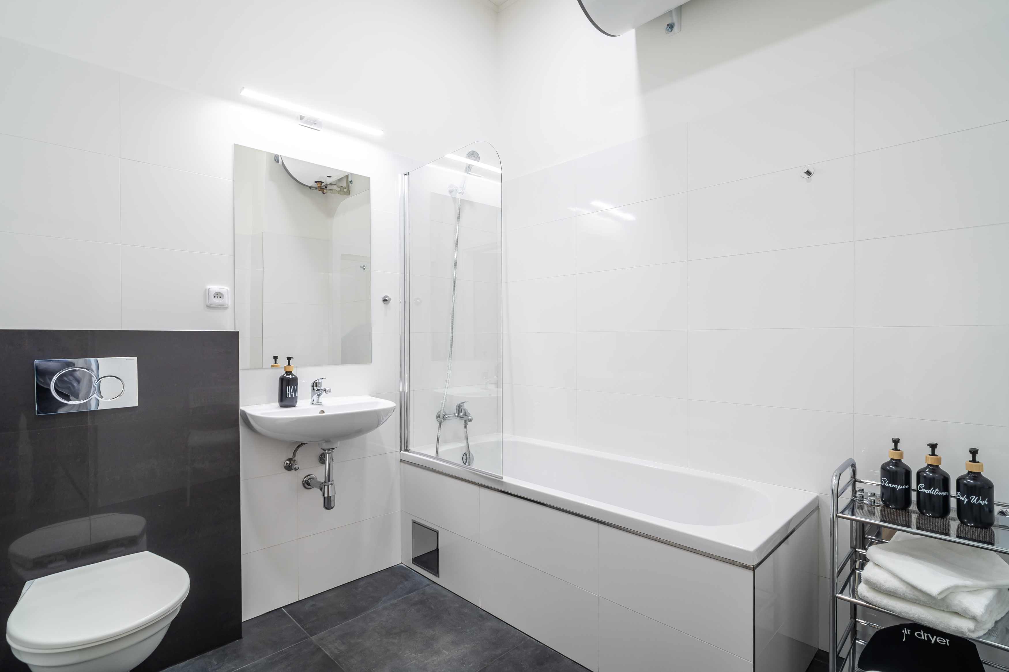 Apartment Private External Bathroom