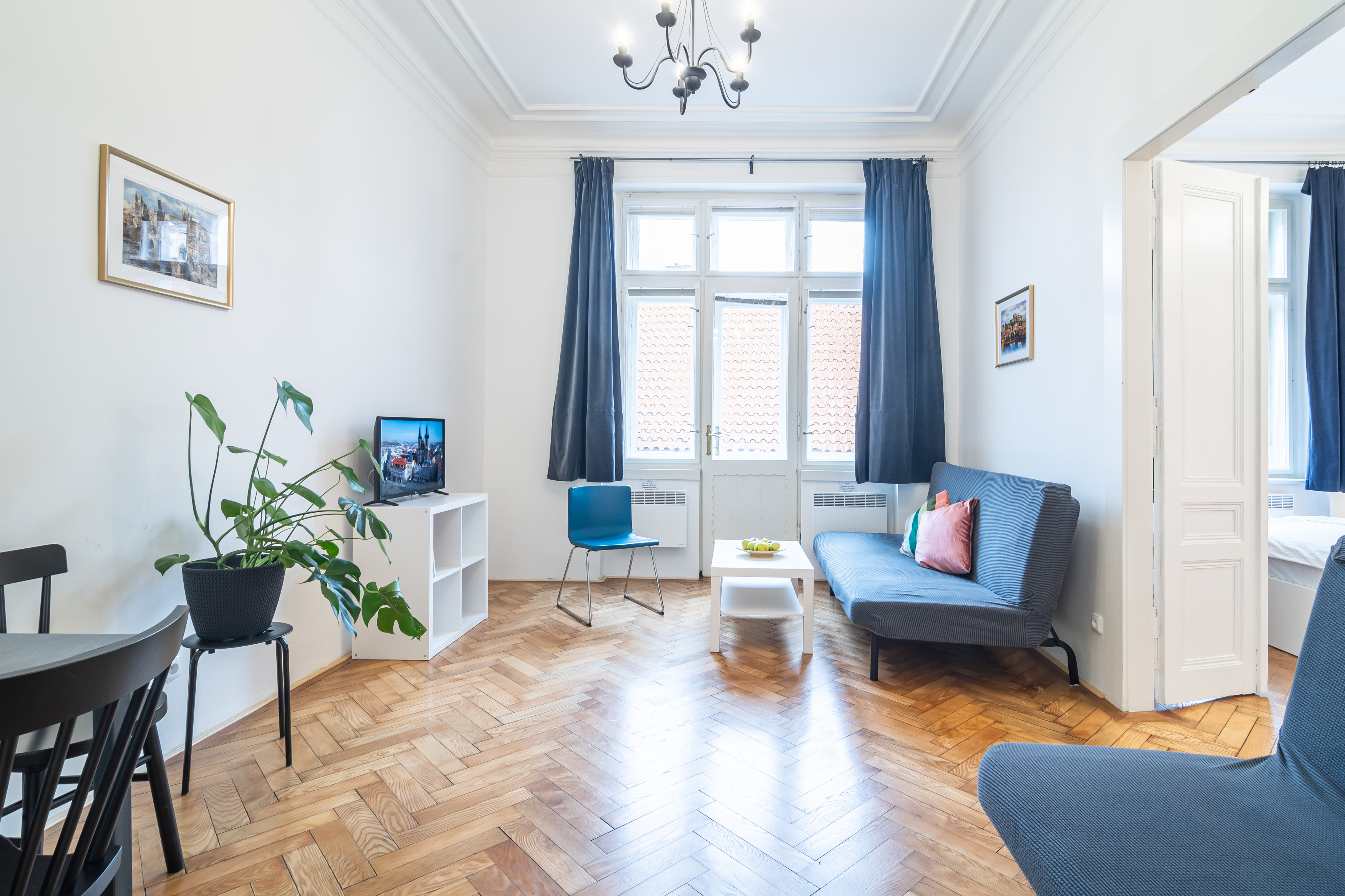 Apartment with Balcony