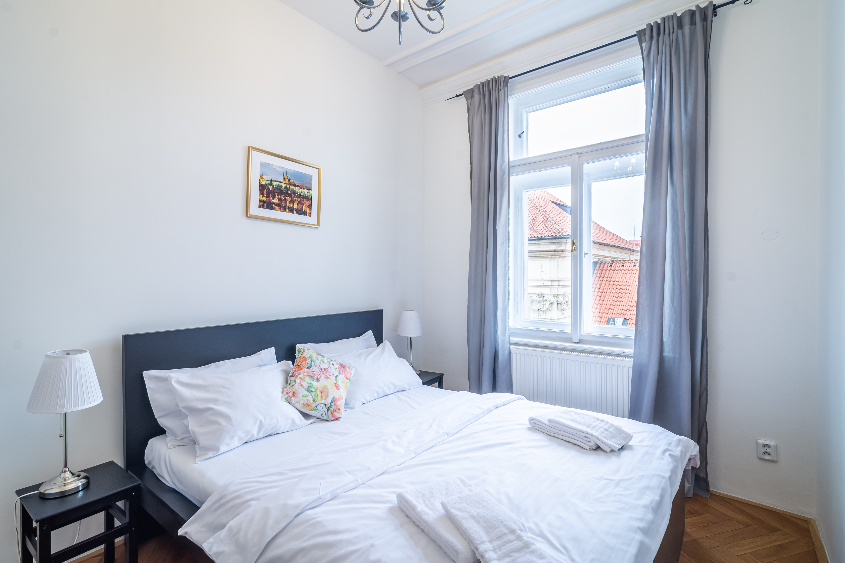Apartment with Balcony with Views
