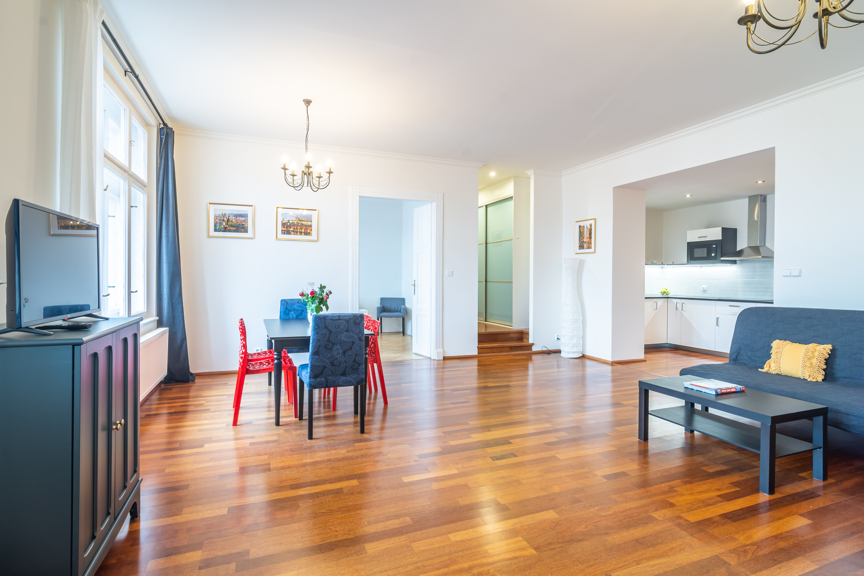 Apartment with Balcony with Views