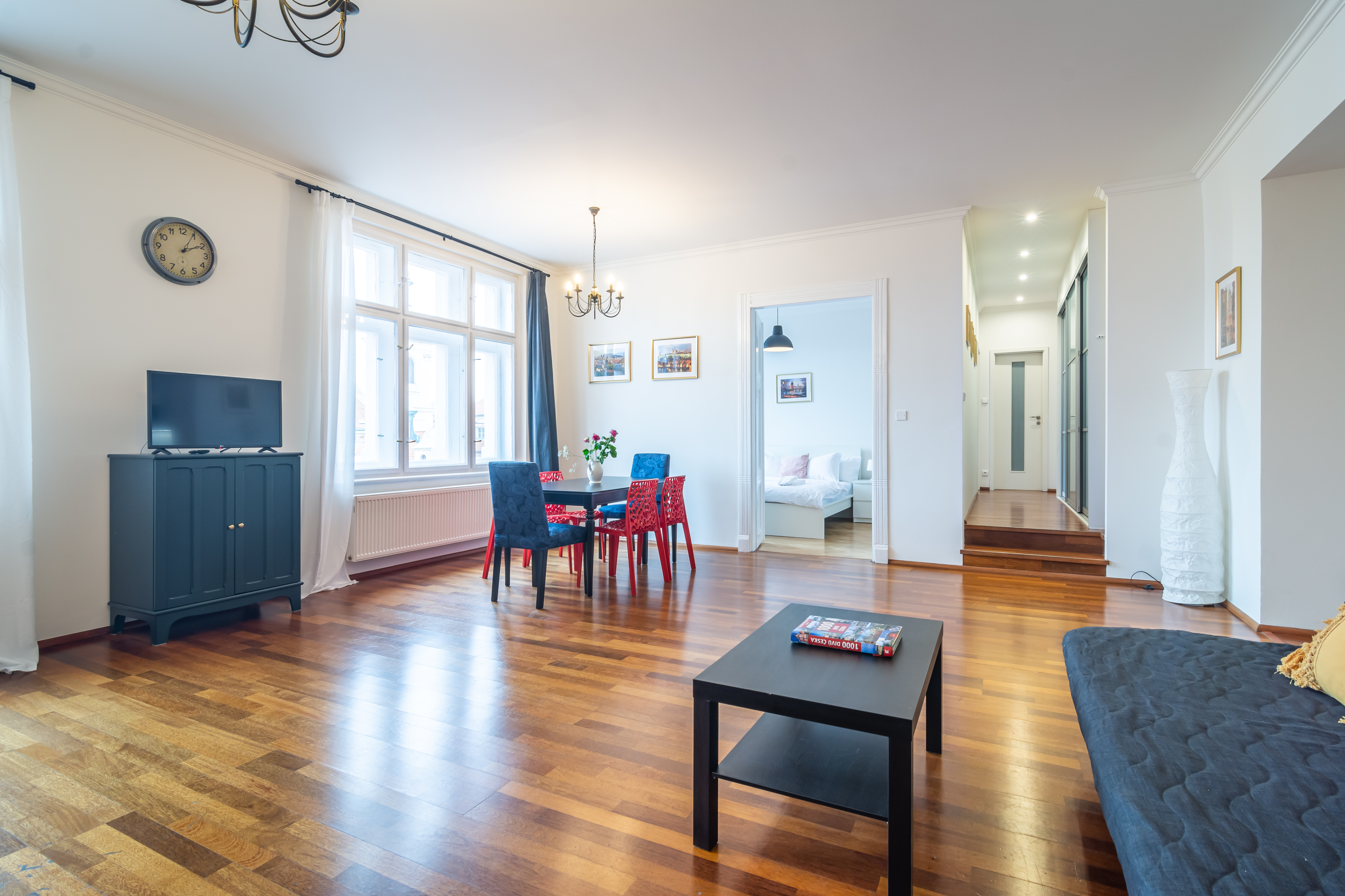 Apartment with Balcony with Views