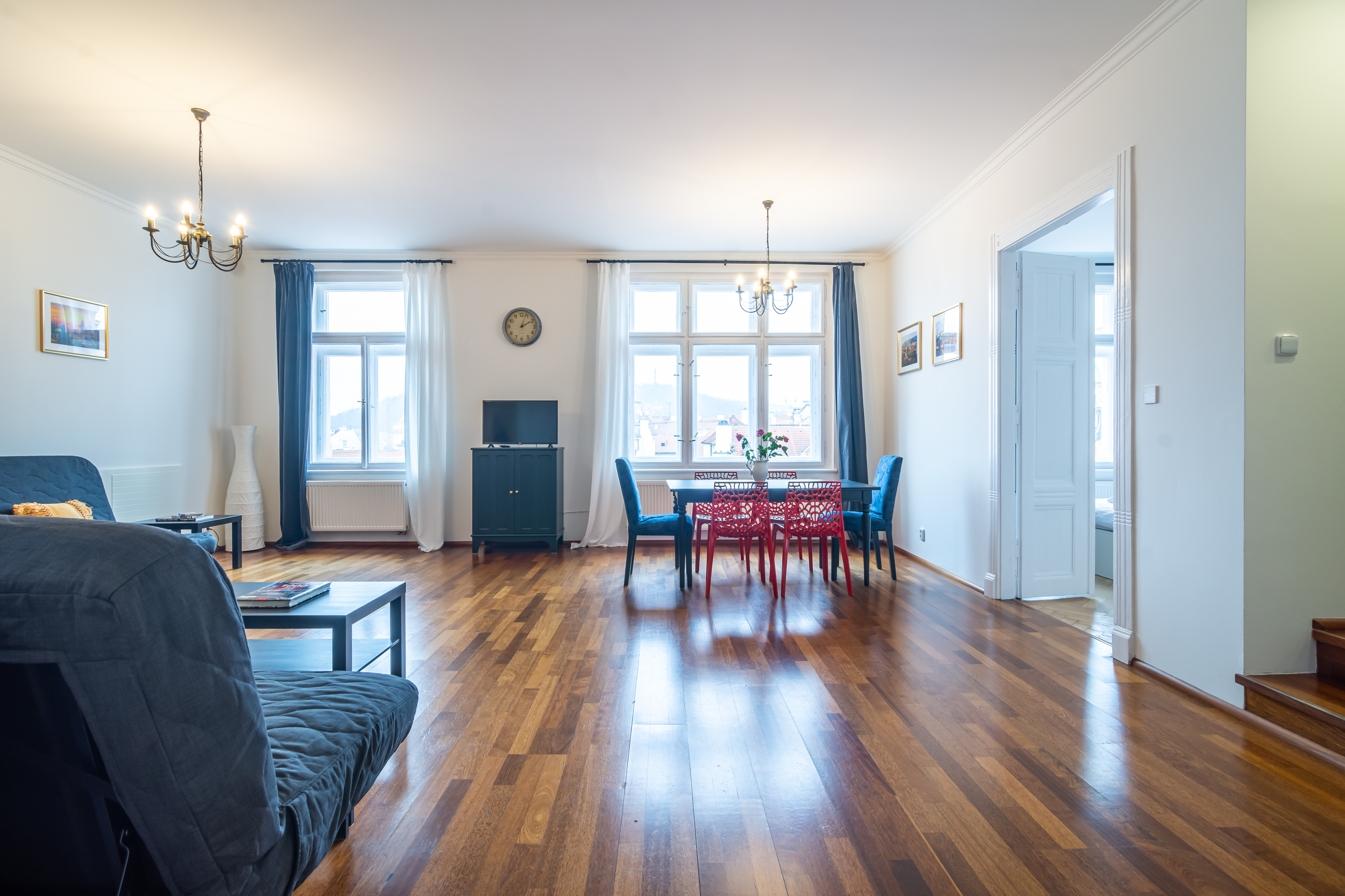 Apartment with Balcony with Views