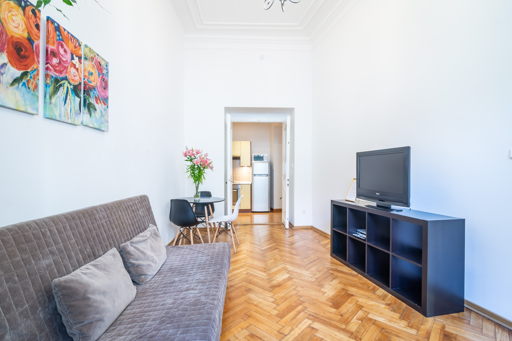 Apartment One Bedroom One Bathroom