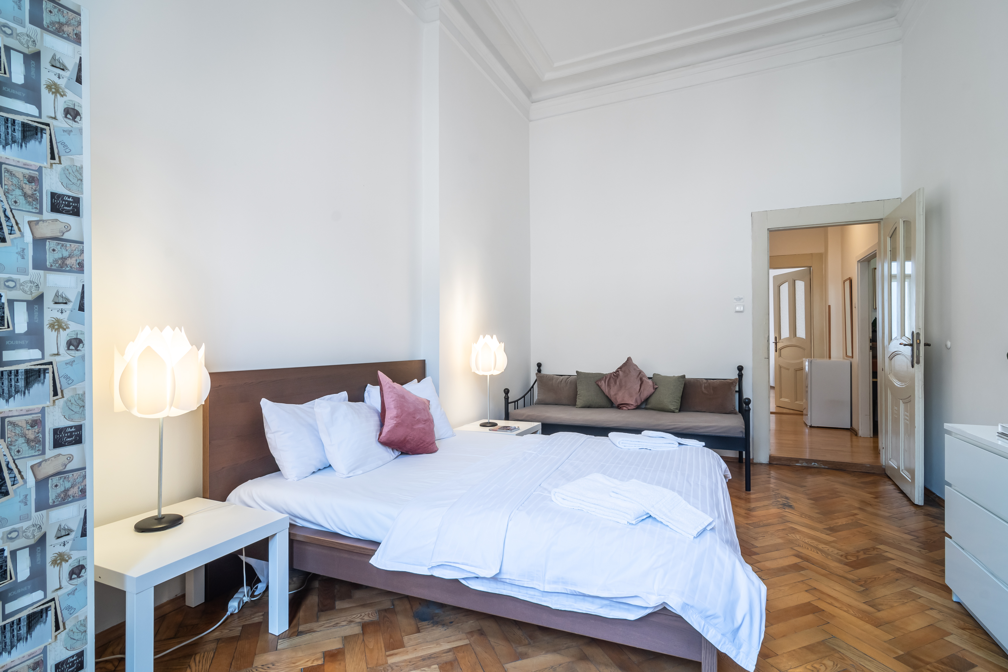 Double or Twin Shared External Bathroom