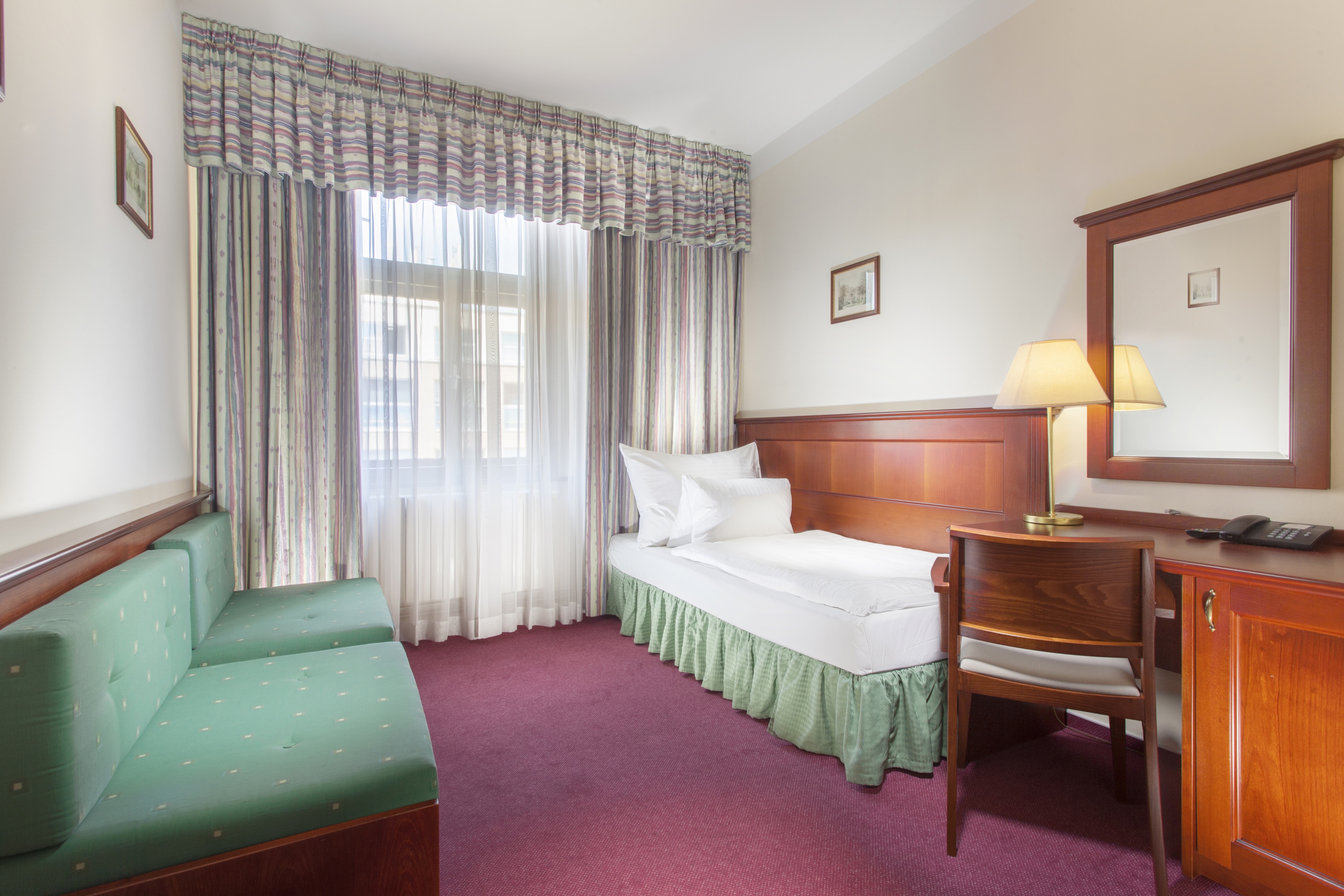 Double or Twin Standard