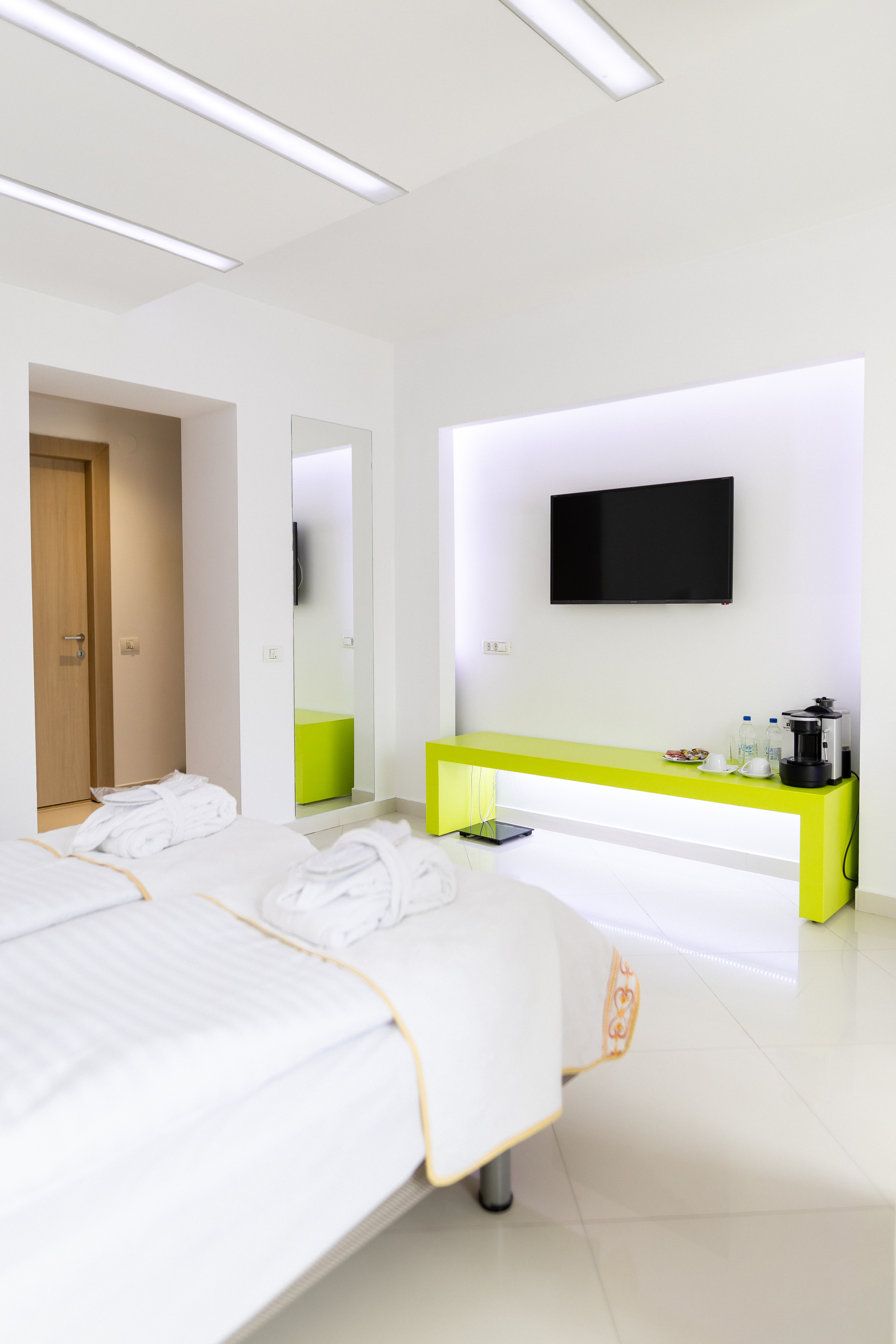 Double or Twin Standard