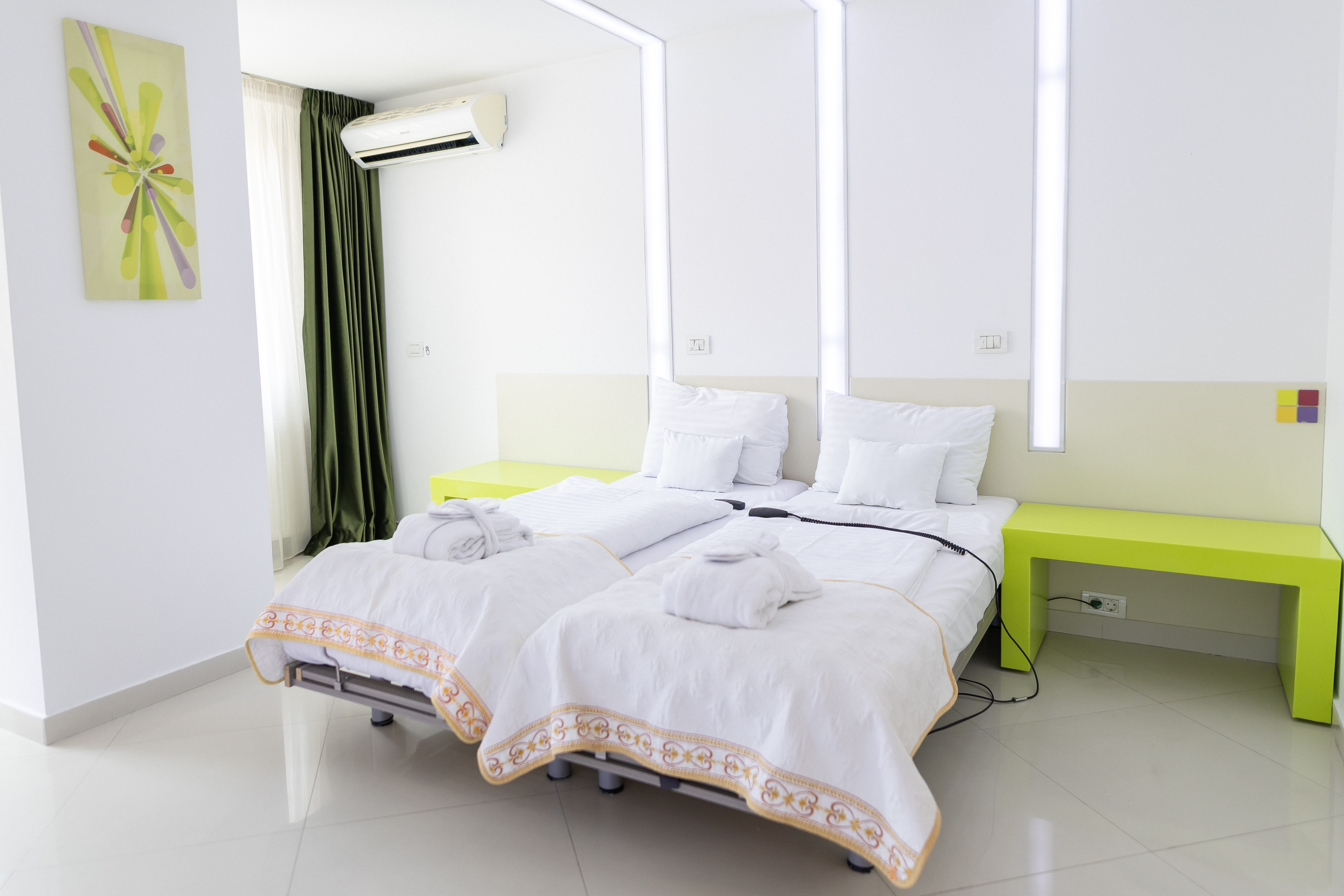 Double or Twin Standard