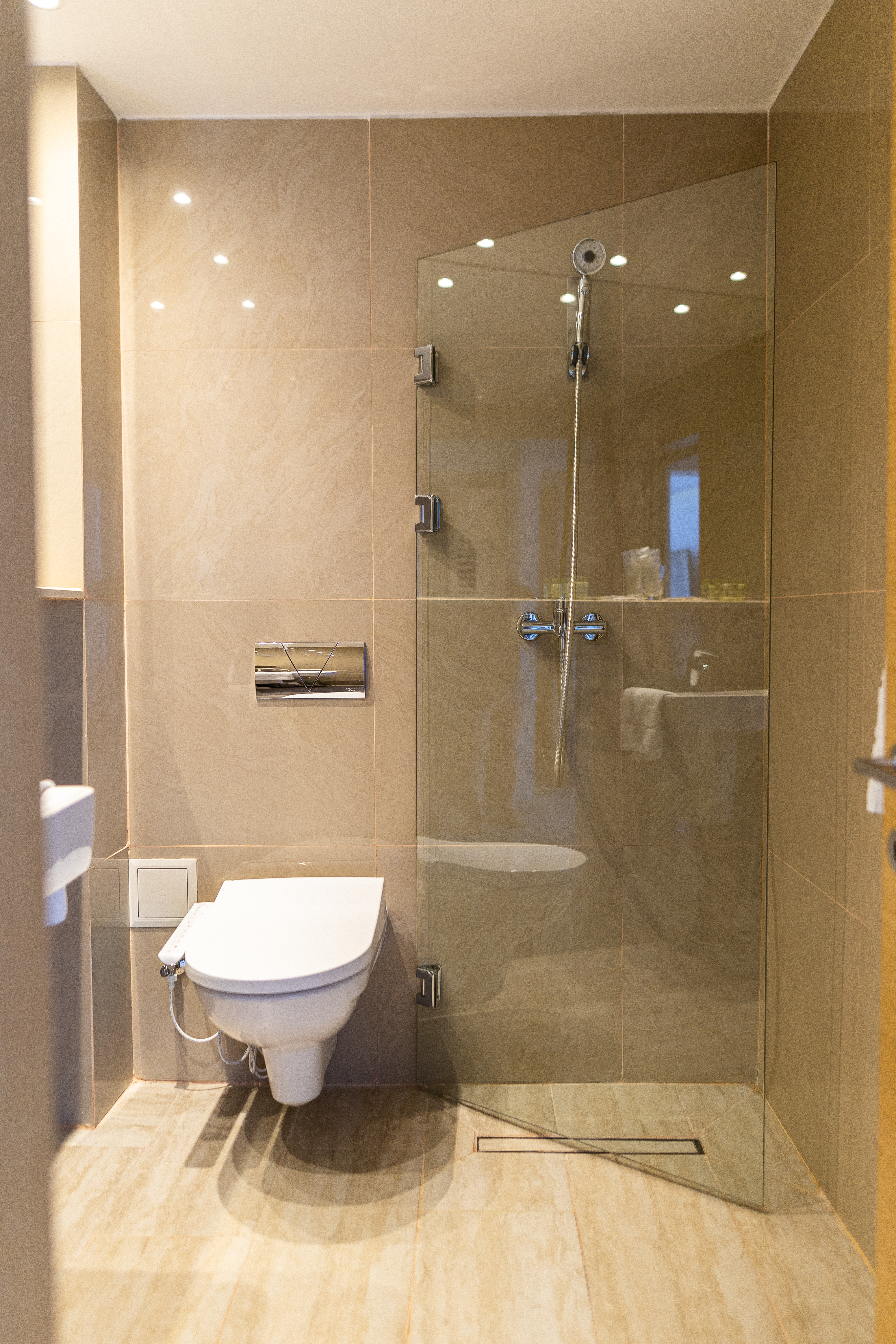 Double or Twin Standard