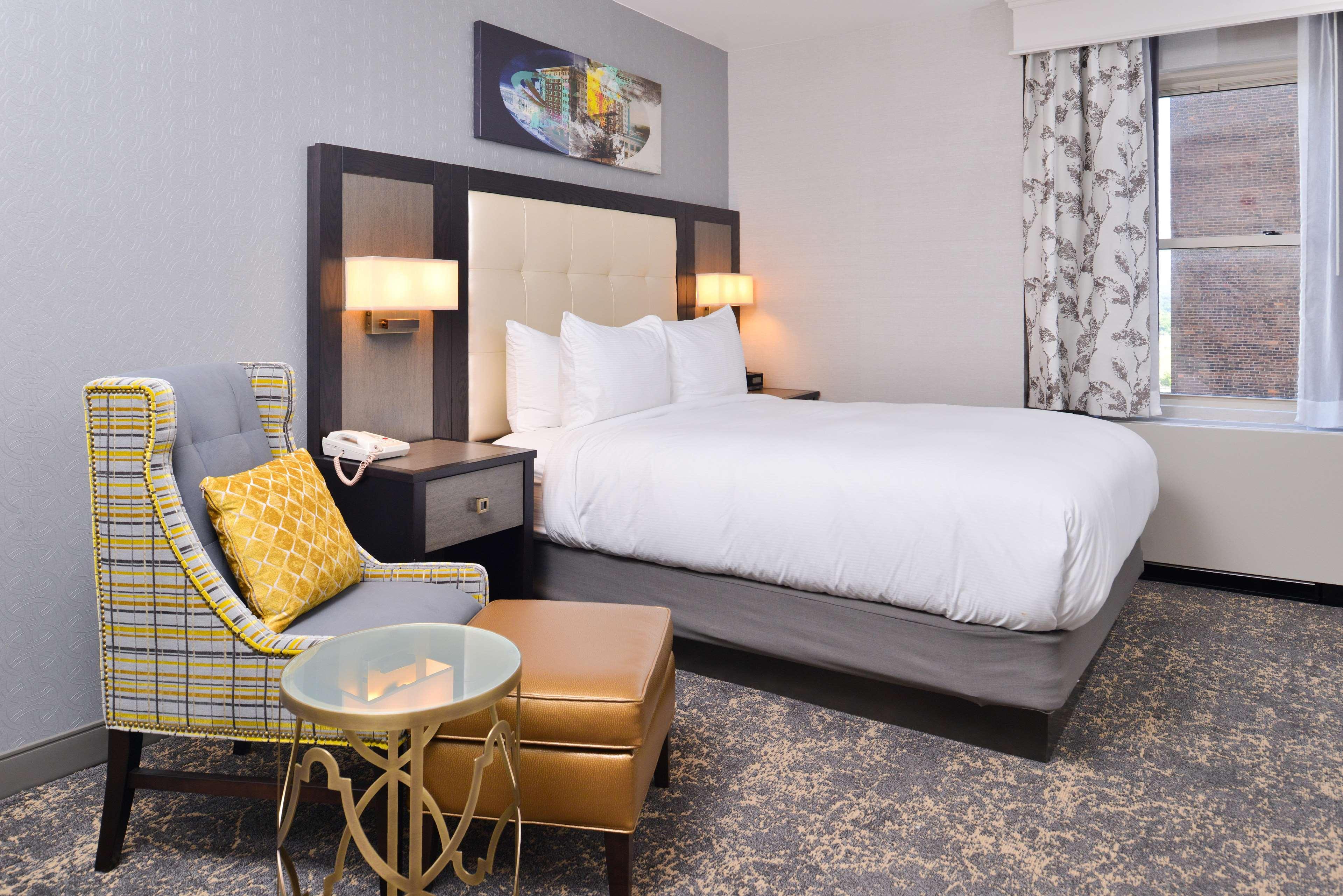 Double Queen Size Bed