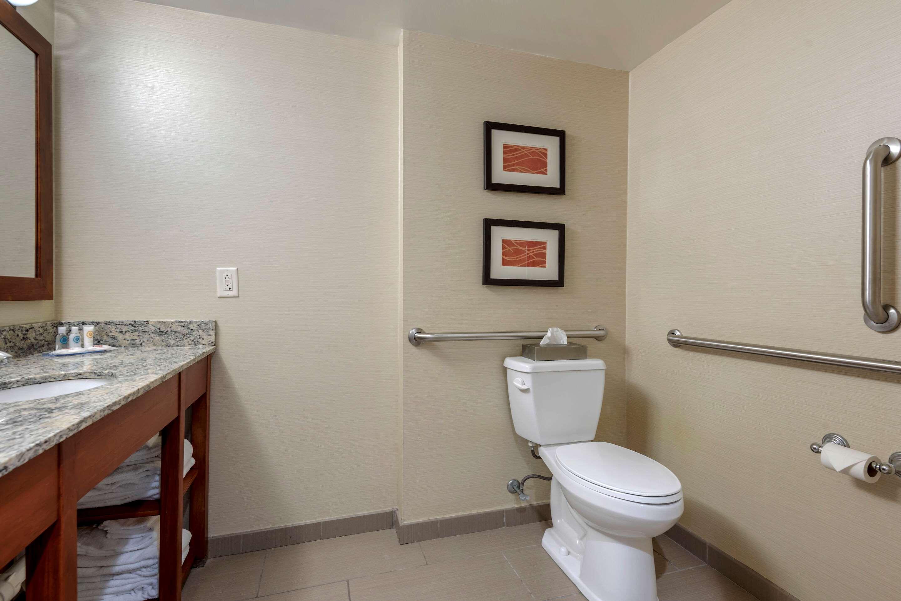 Suite Accessible-two Queen Beds