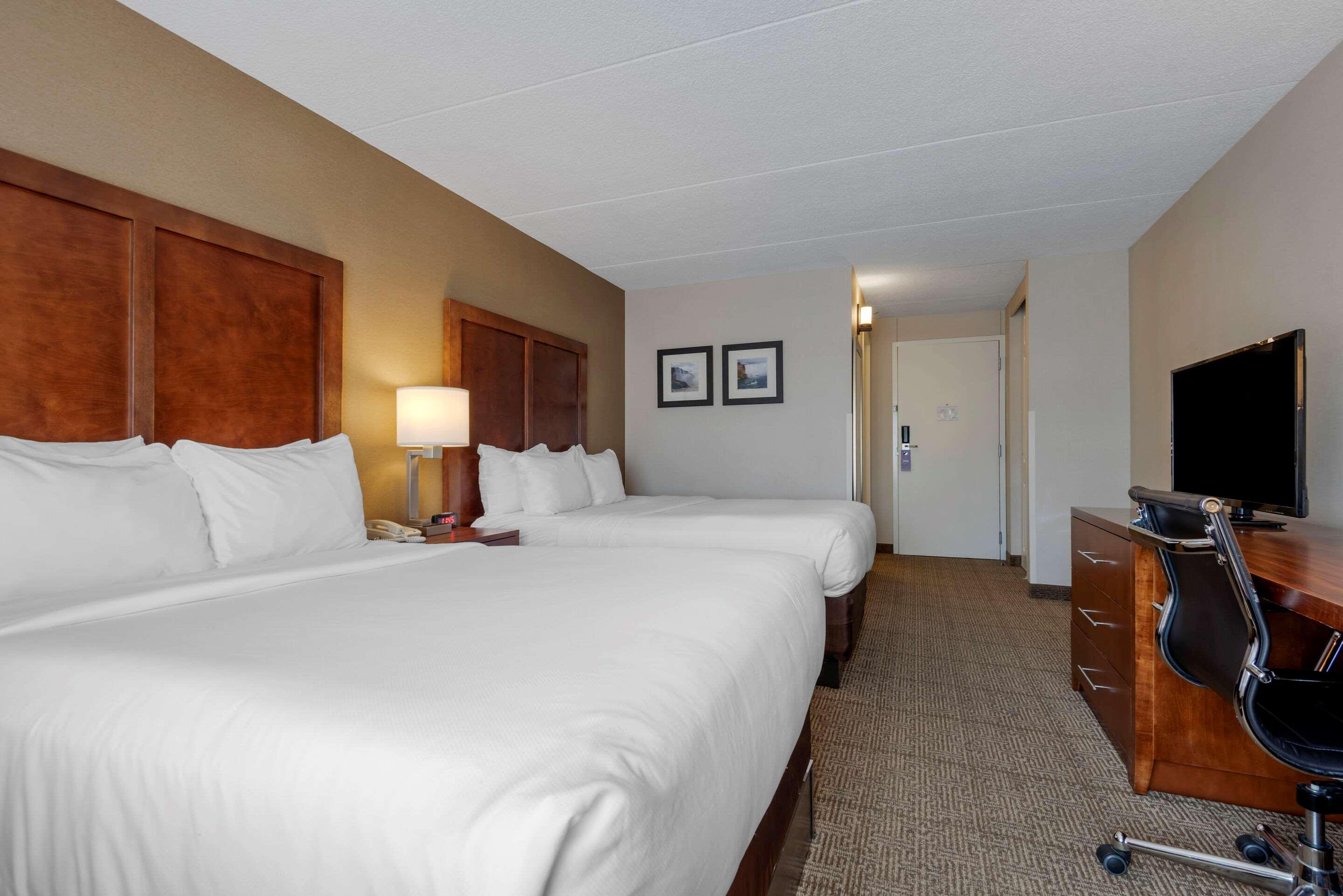 Quadruple Two Double Beds Non Smoking