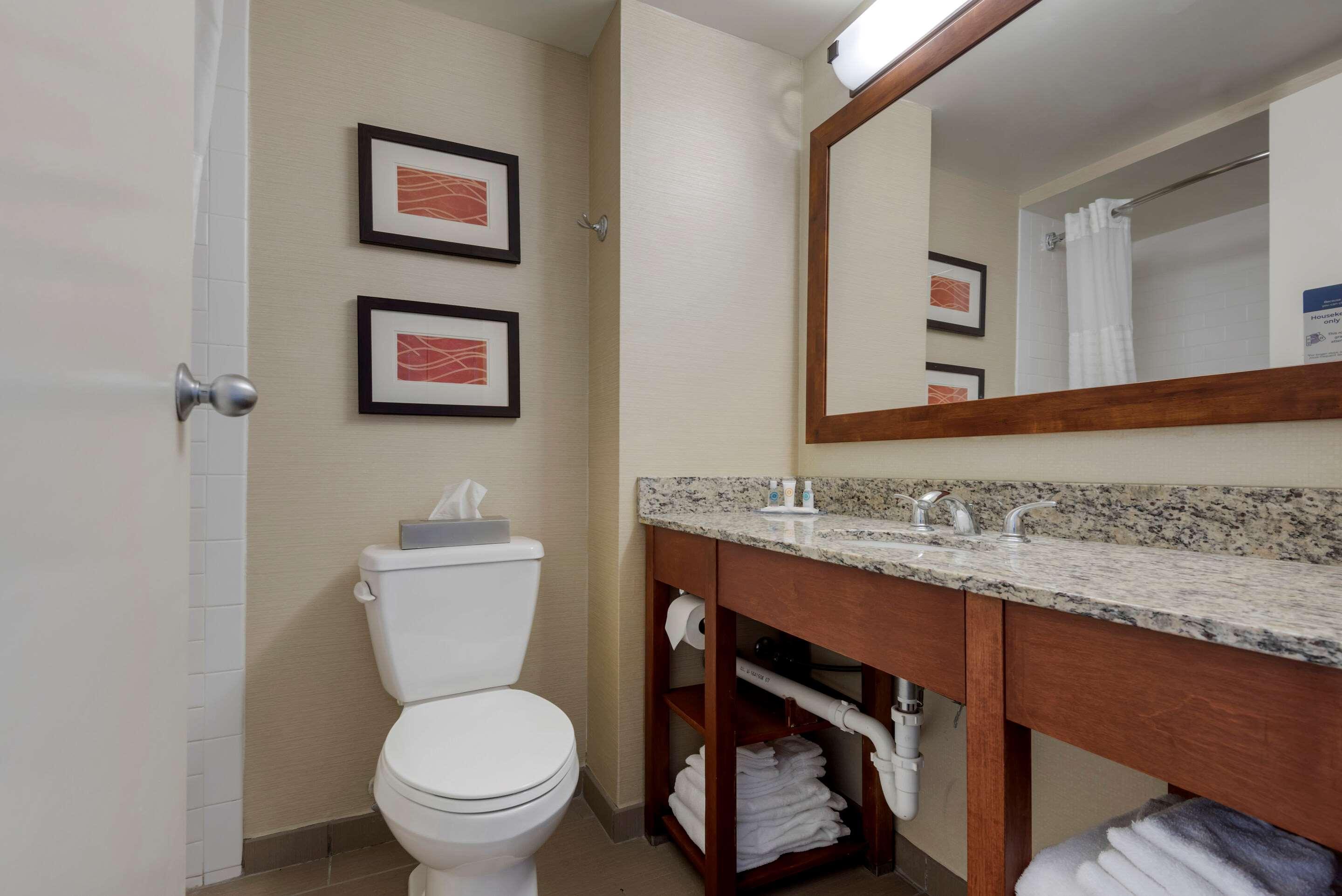 Quadruple Two Double Beds Non Smoking