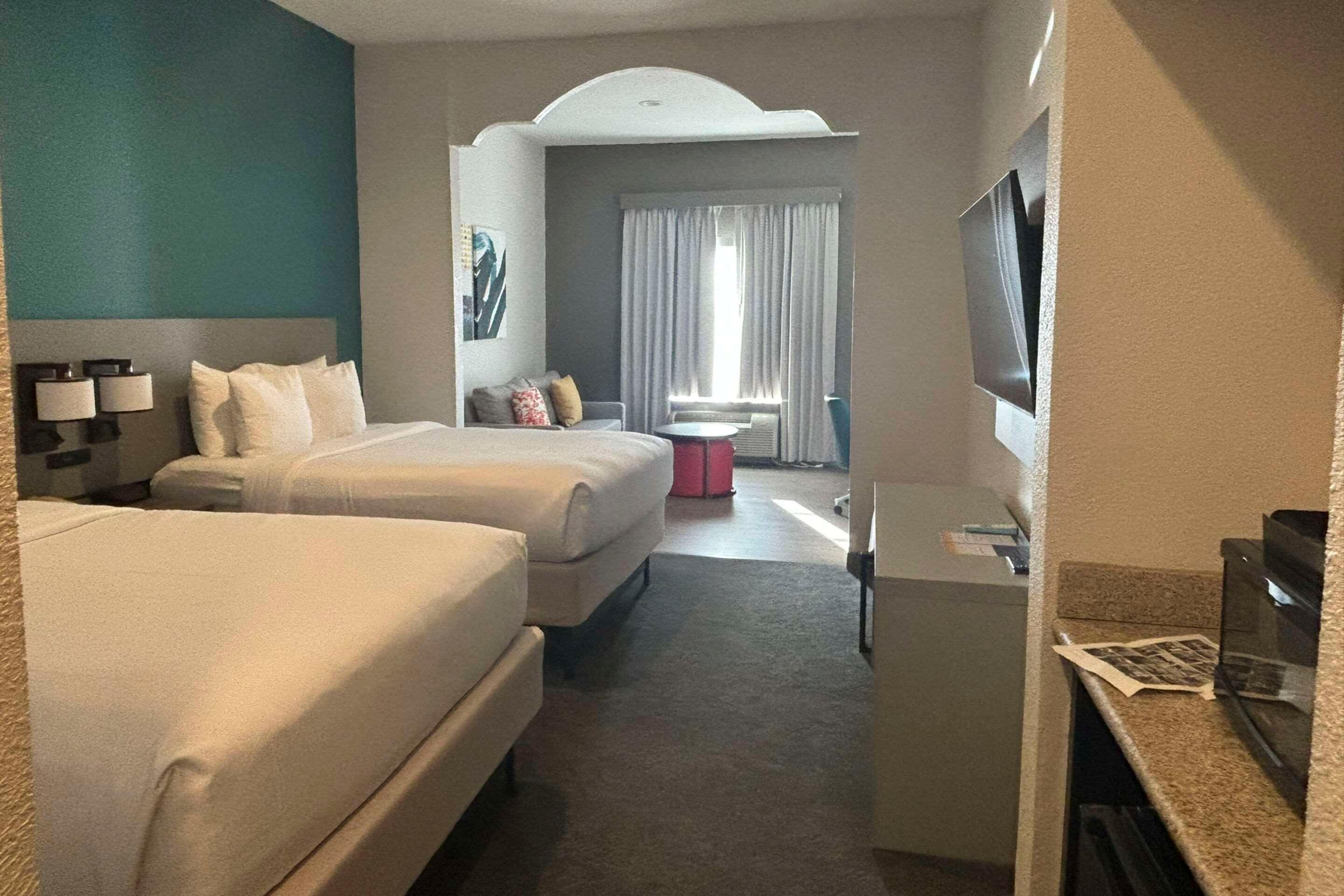 Suite Two Queen Beds