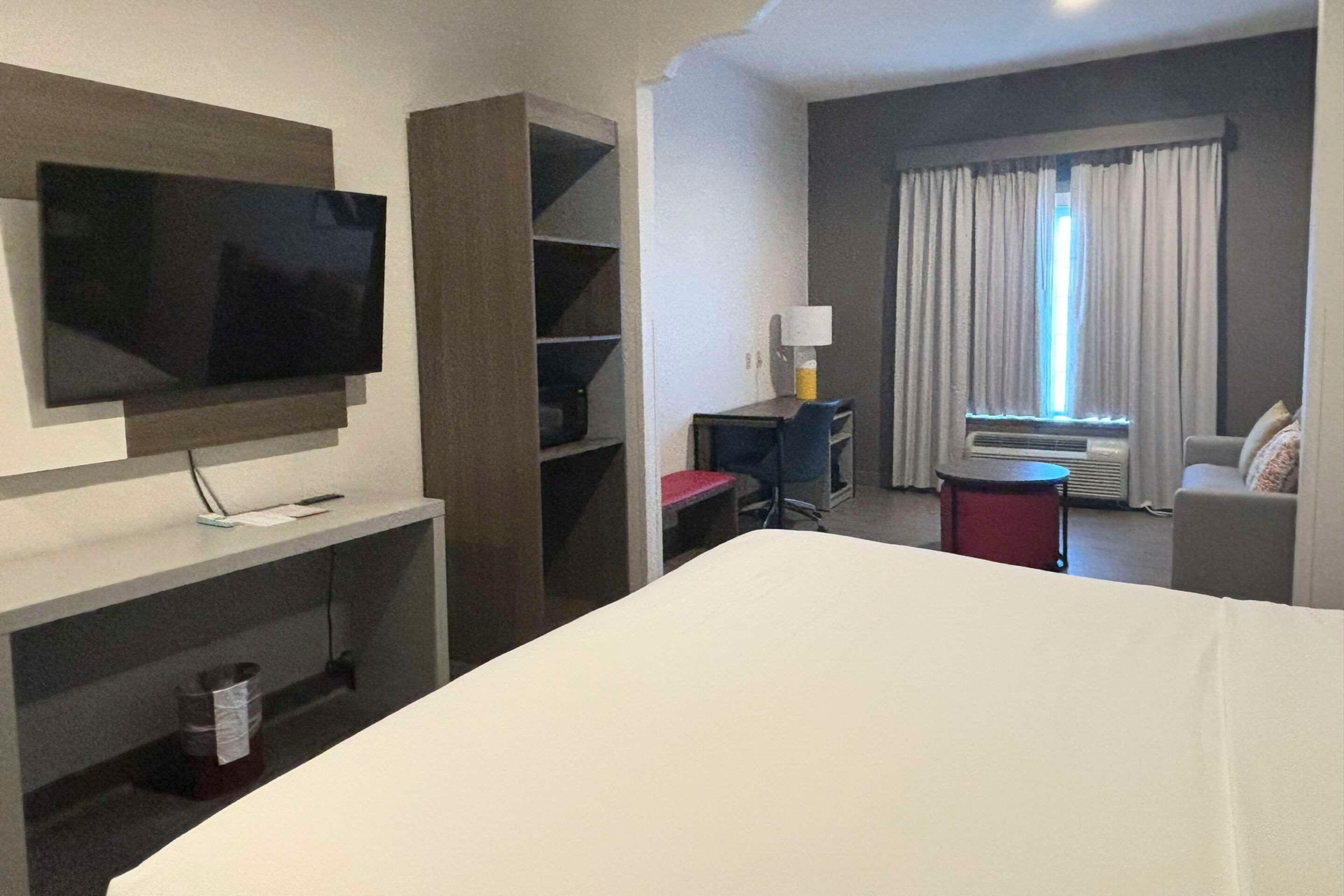 Suite King Bed Non Smoking